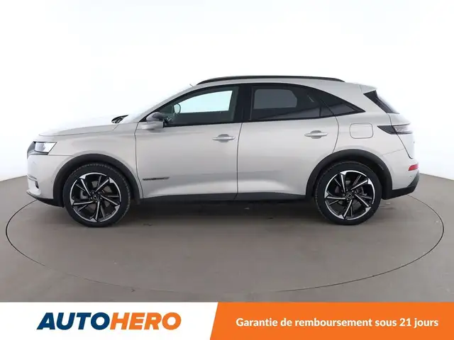 DS Automobiles DS 7 Crossback view 3