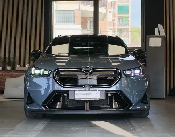 BMW M5 M5 G99 Touring Touring 4.4 727cv auto