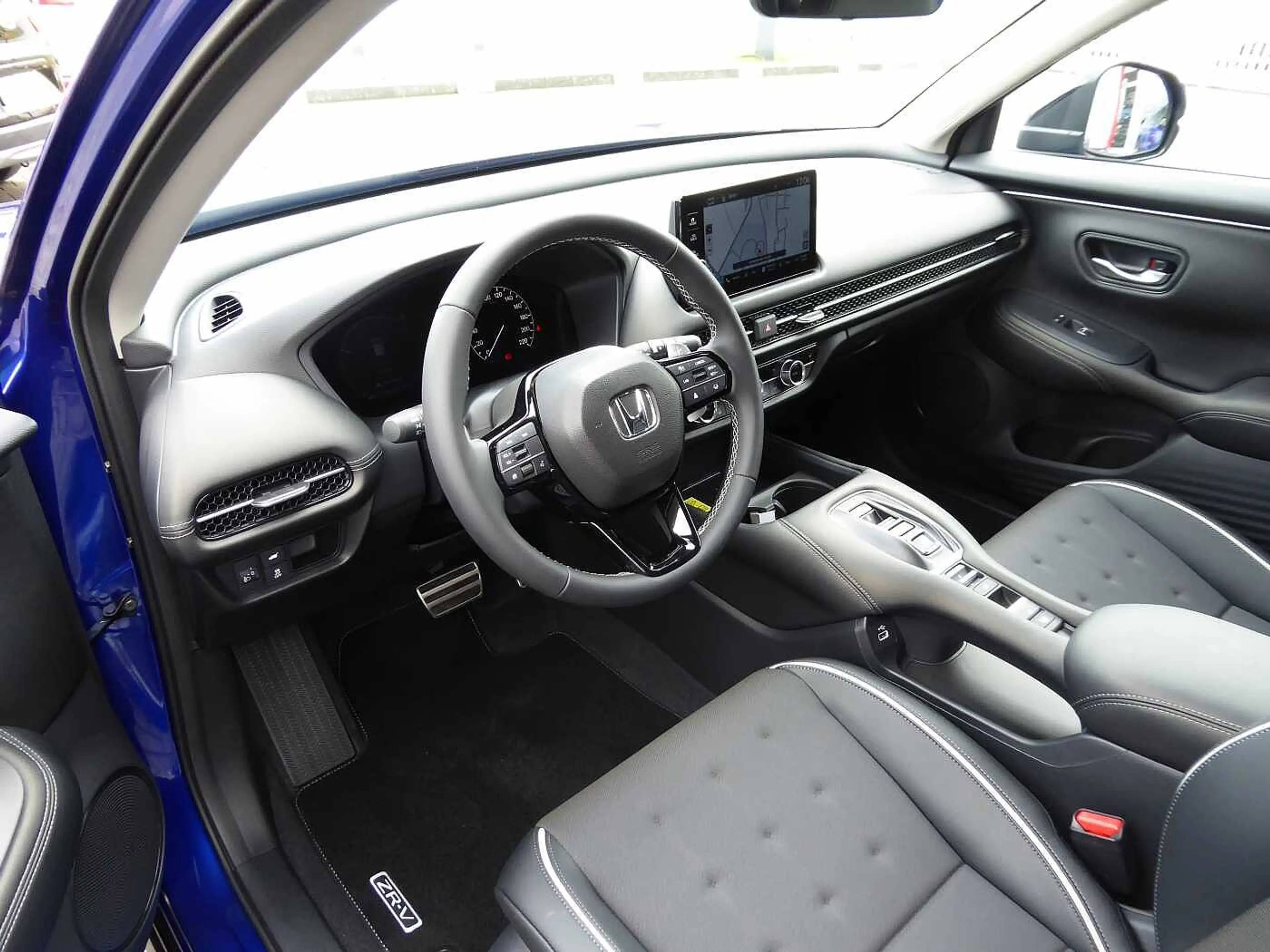 Honda ZR-V Sport / Toter-Winkel-Ass. / Navi — photo 8