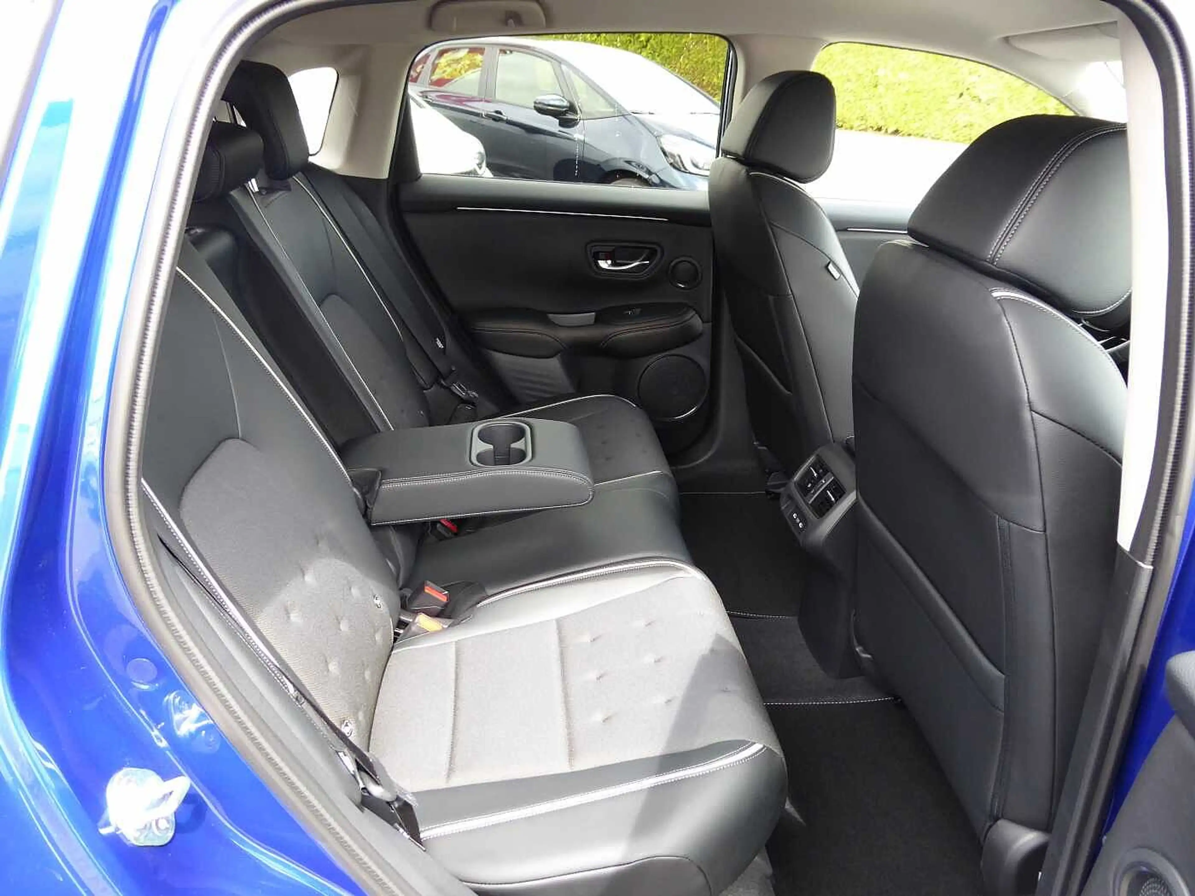 Honda ZR-V Sport / Toter-Winkel-Ass. / Navi — photo 13