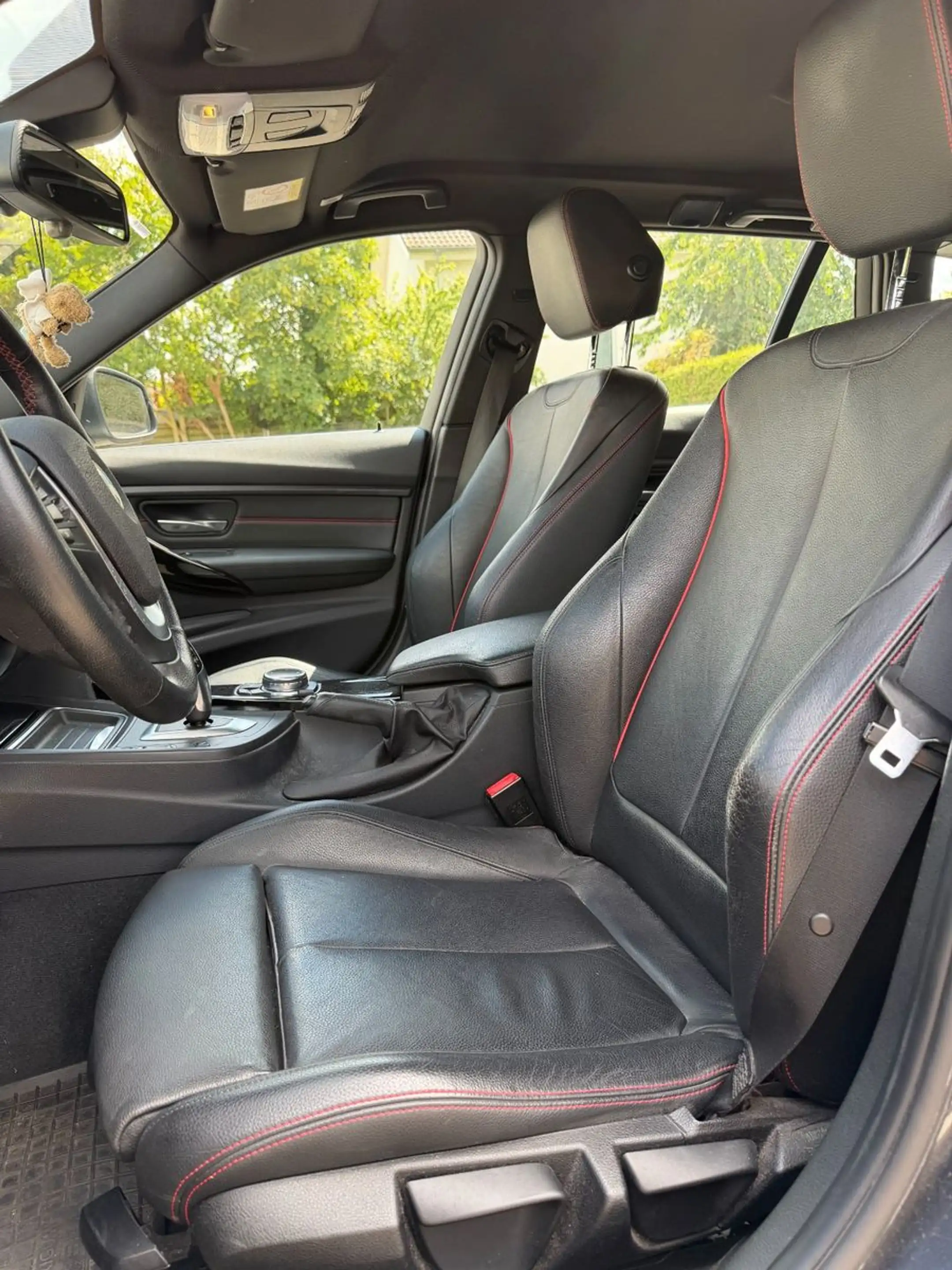 BMW 320 d Touring Sport Line XENON PDC NAVI LEDER 2HD — photo 15