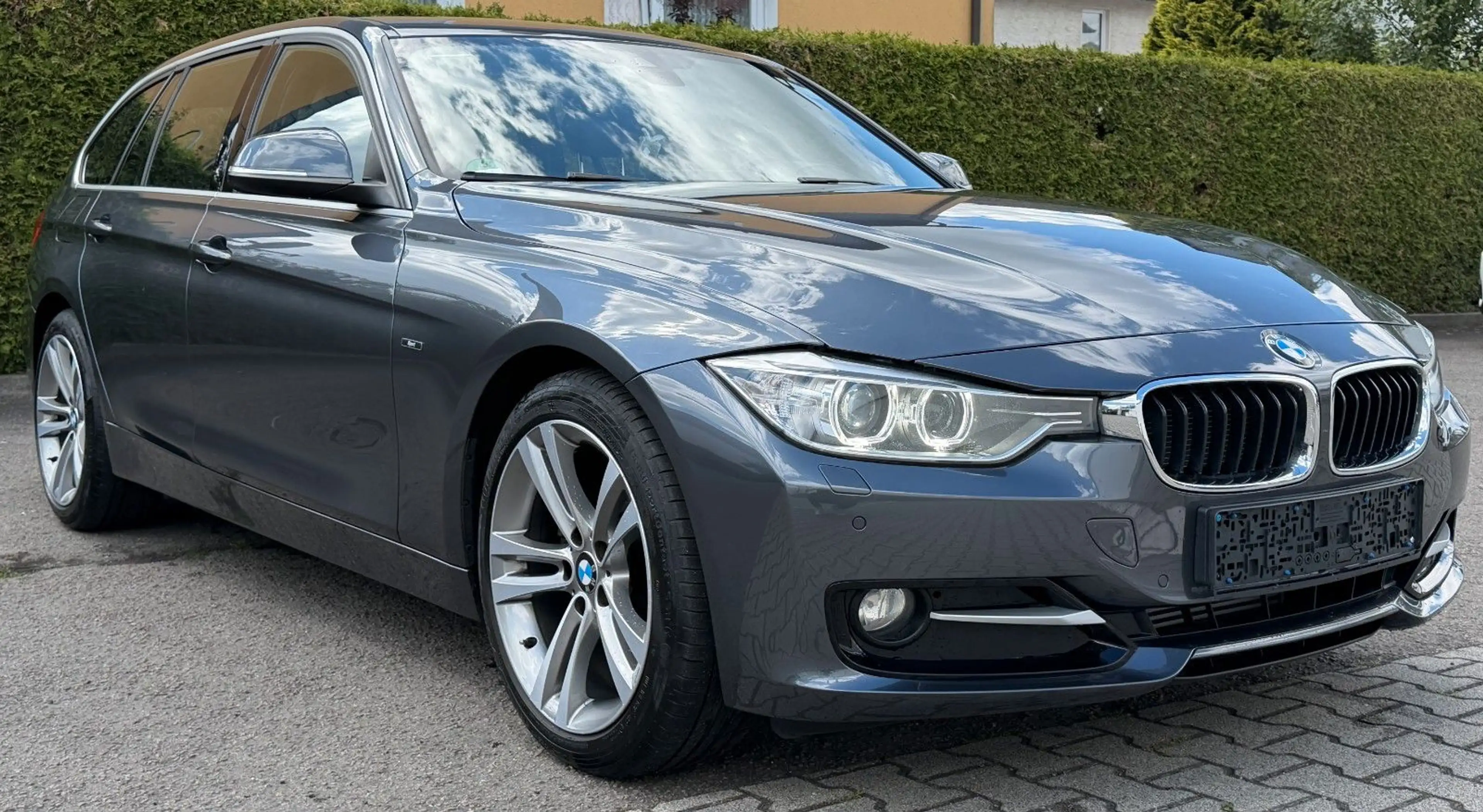 BMW 320 d Touring Sport Line XENON PDC NAVI LEDER 2HD — photo 3