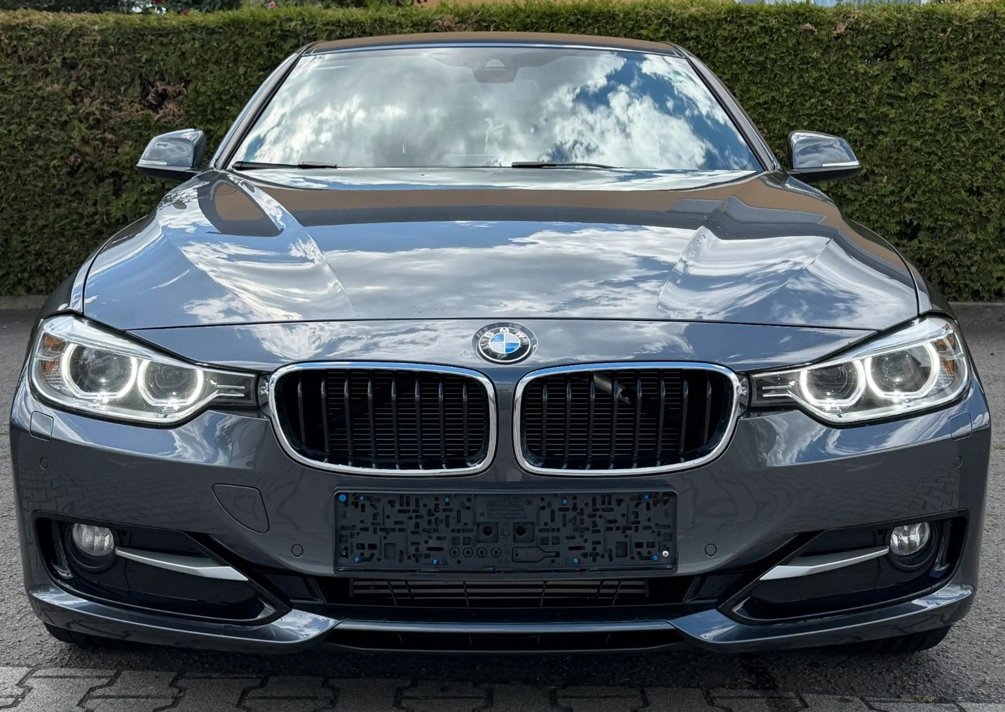 BMW 320 d Touring Sport Line XENON PDC NAVI LEDER 2HD — photo 4