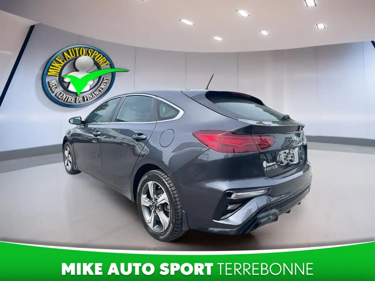 Kia Forte снимка Kia Forte