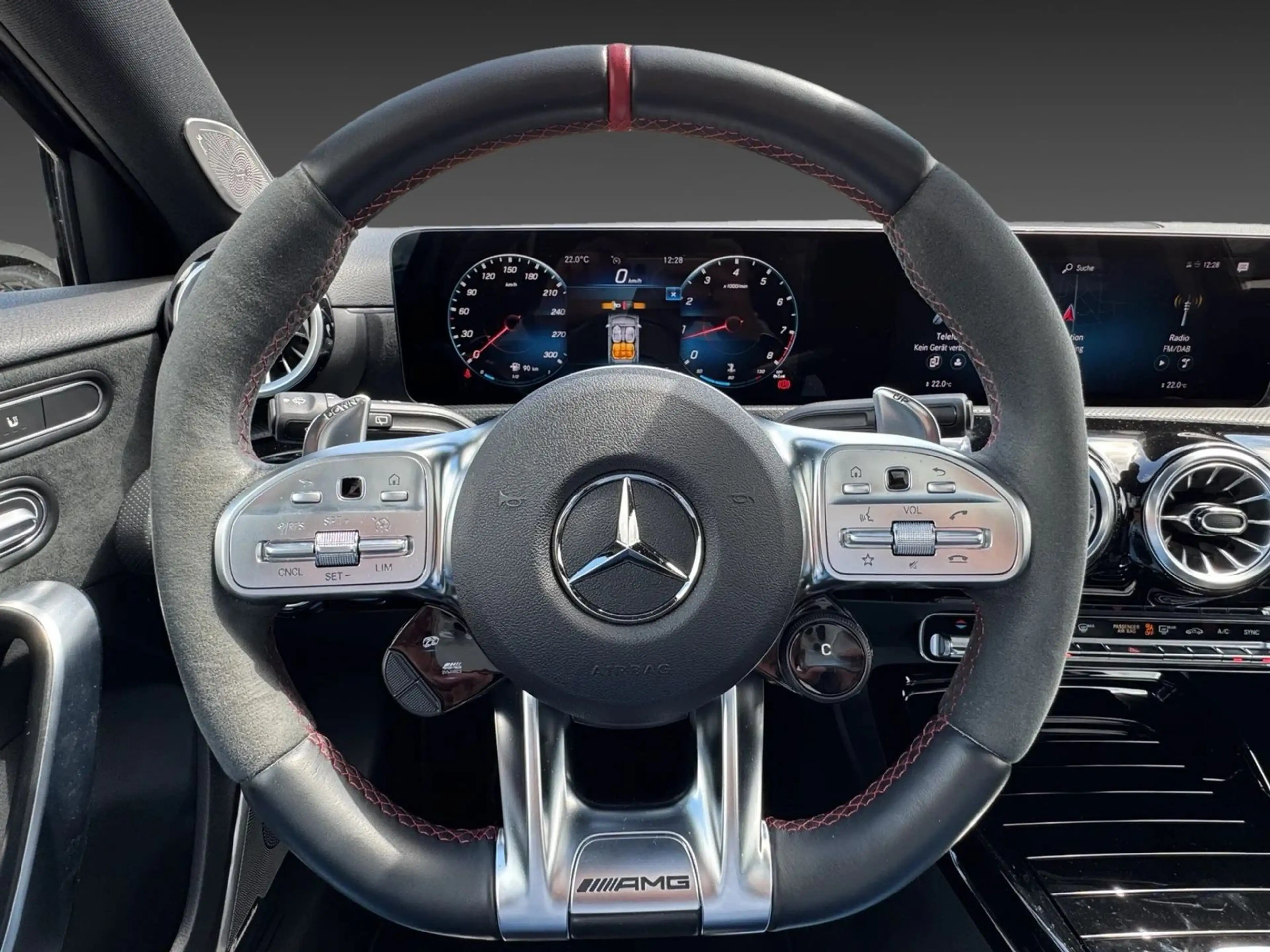 Mercedes-Benz A 45 AMG 4MATIC+ *JUNGE STERNE*BURMESTER*MEMORY* — photo 12