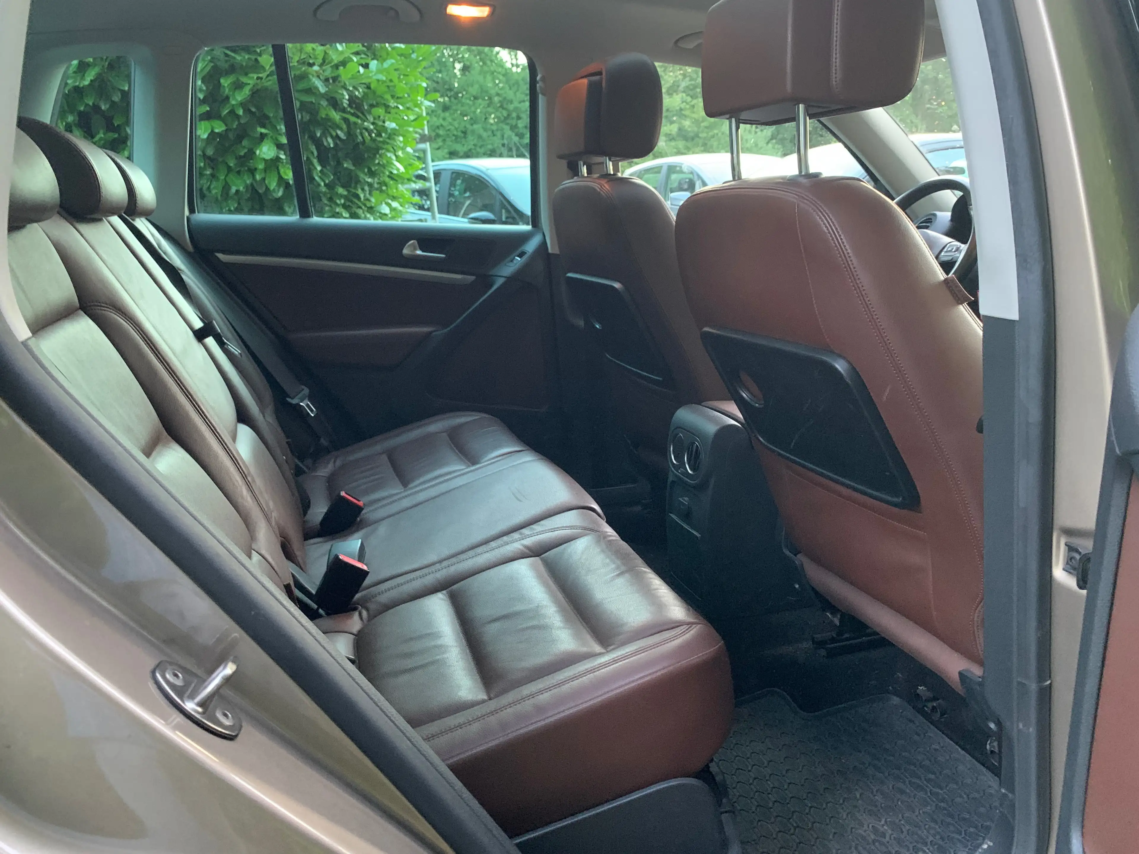 Volkswagen Tiguan Tiguan 2.0 TDi SCR 4Mo Sport — photo 6