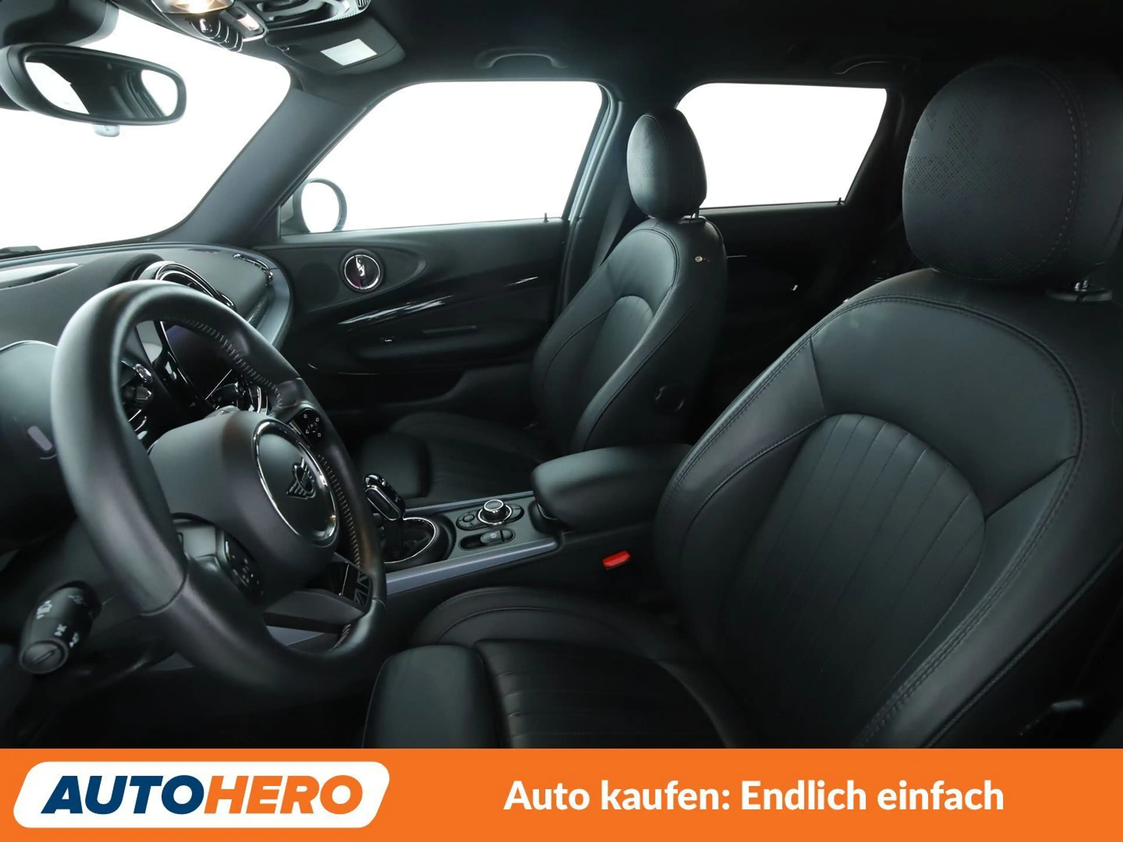 MINI Cooper S Clubman Cooper S Yours Trim Aut.*NAVI*CAM*SHZ* — photo 10