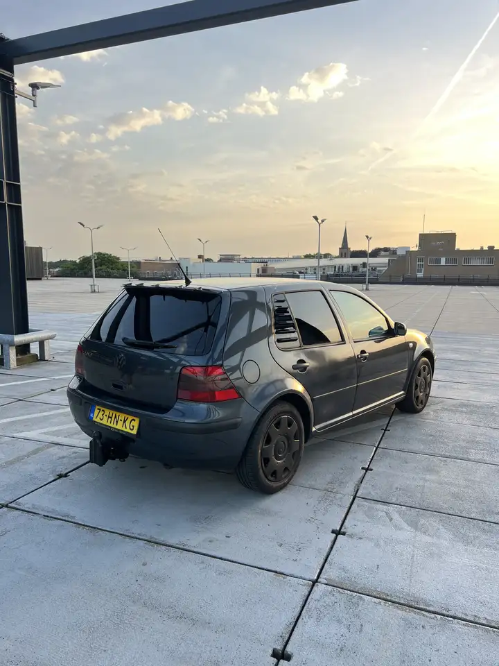 Volkswagen Golf 1.4/16v Master Edition, foto 1