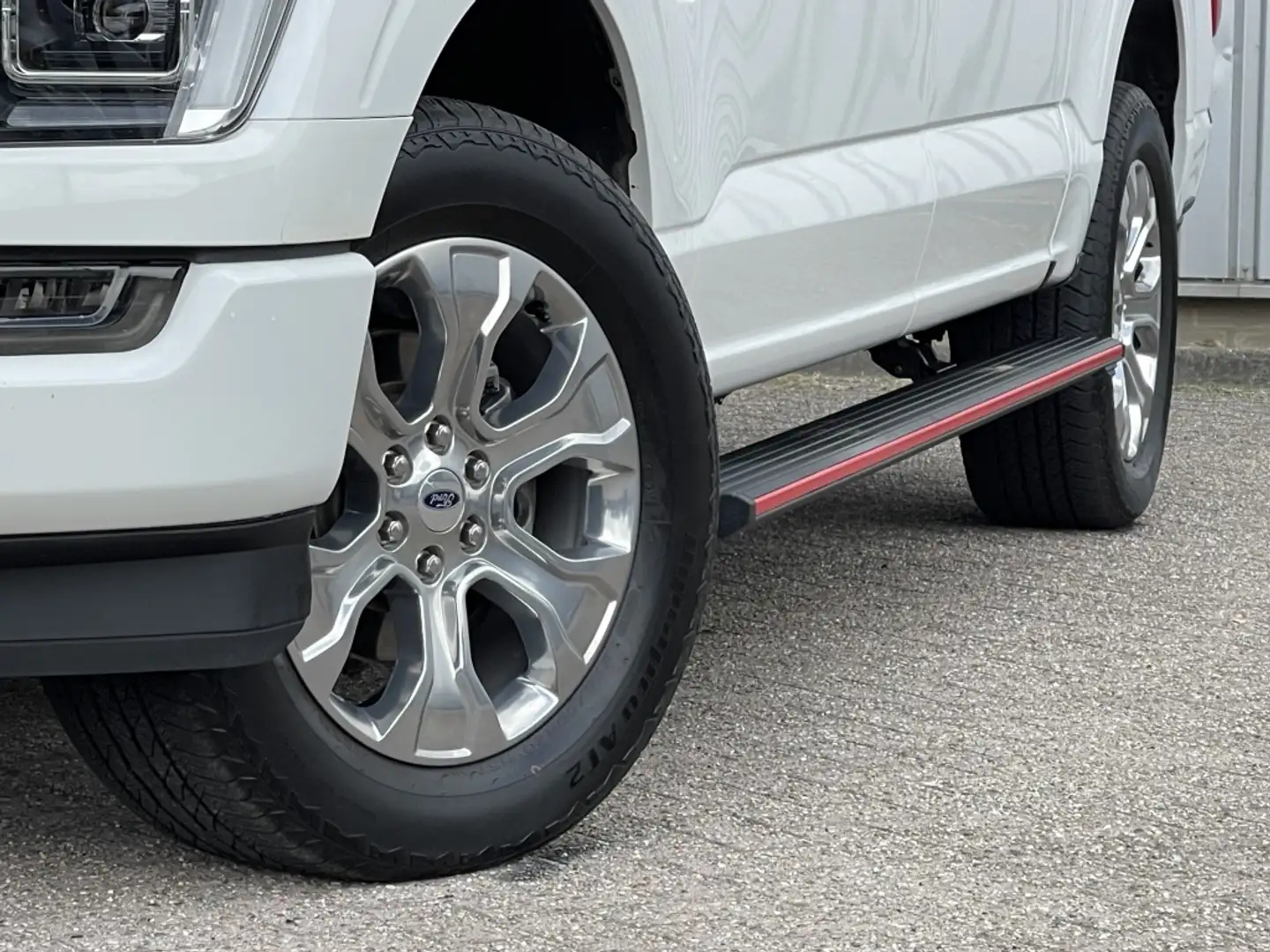 Ford F 150 3.5 V6 Platinum Crew Cab Technology Wit - 2