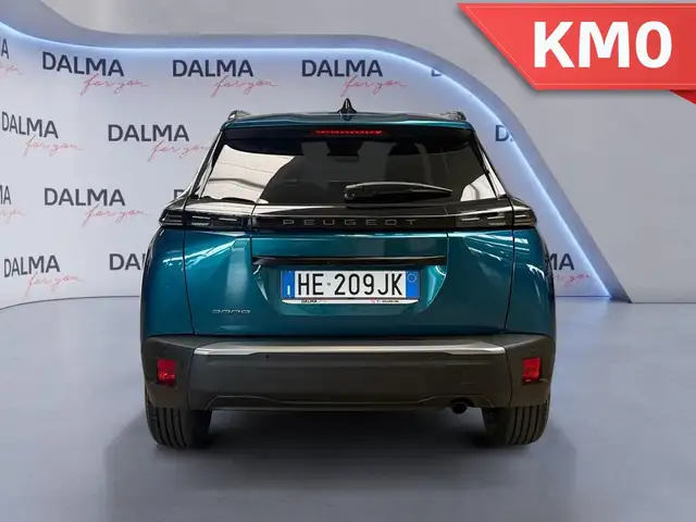 Peugeot 2008 view 4