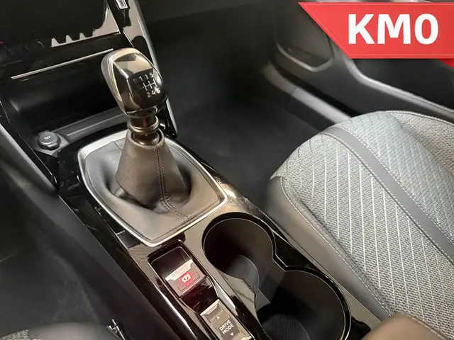Peugeot 2008 view 18