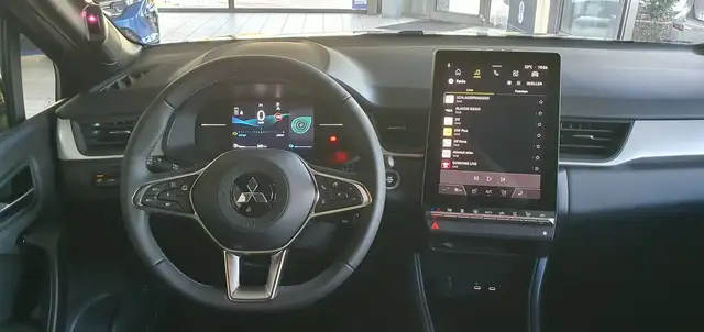 Mitsubishi Grandis view 15