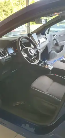 Mitsubishi Grandis view 7