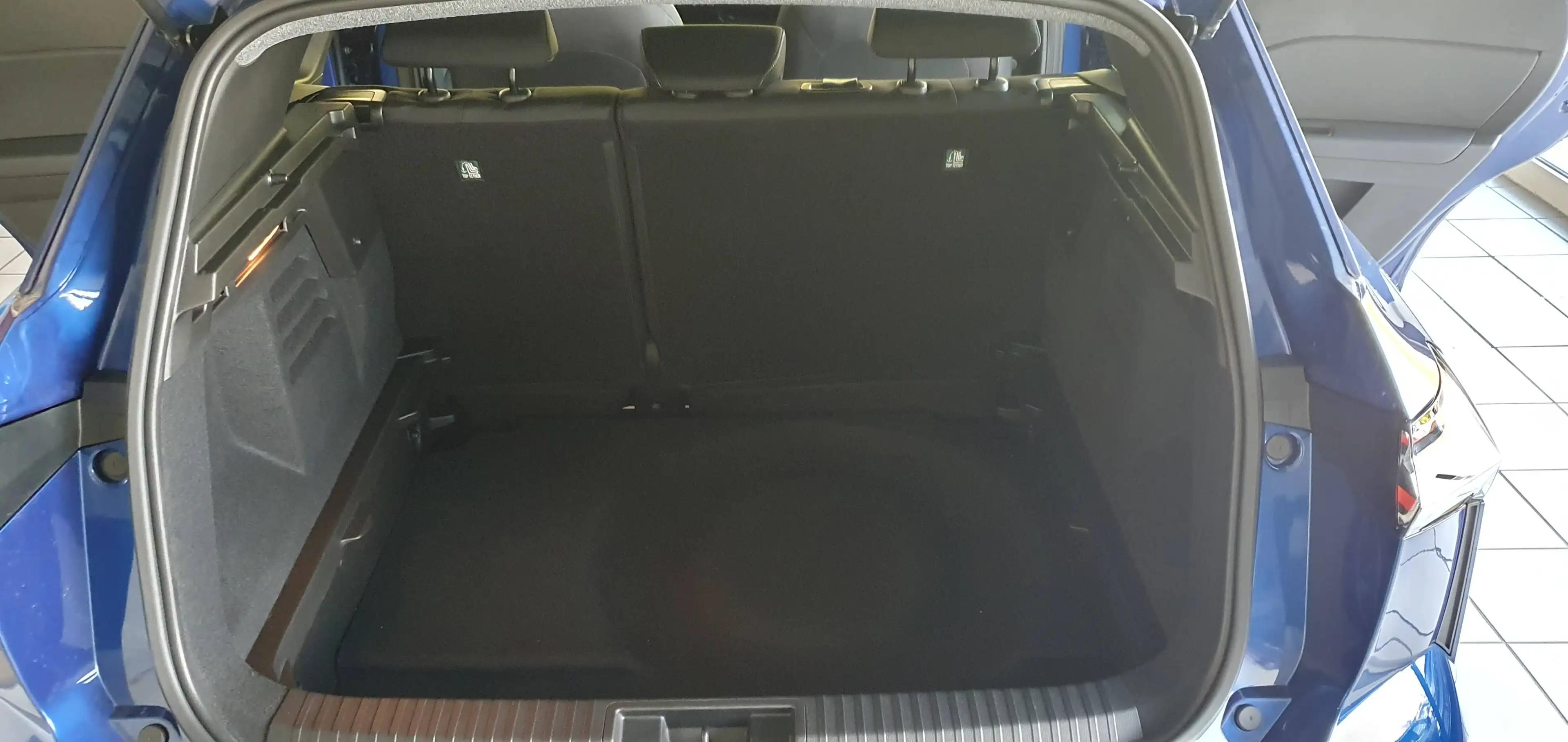 Mitsubishi Grandis 1.8 Hybrid Diamant PLUS AUTOMATIK/LED — photo 12