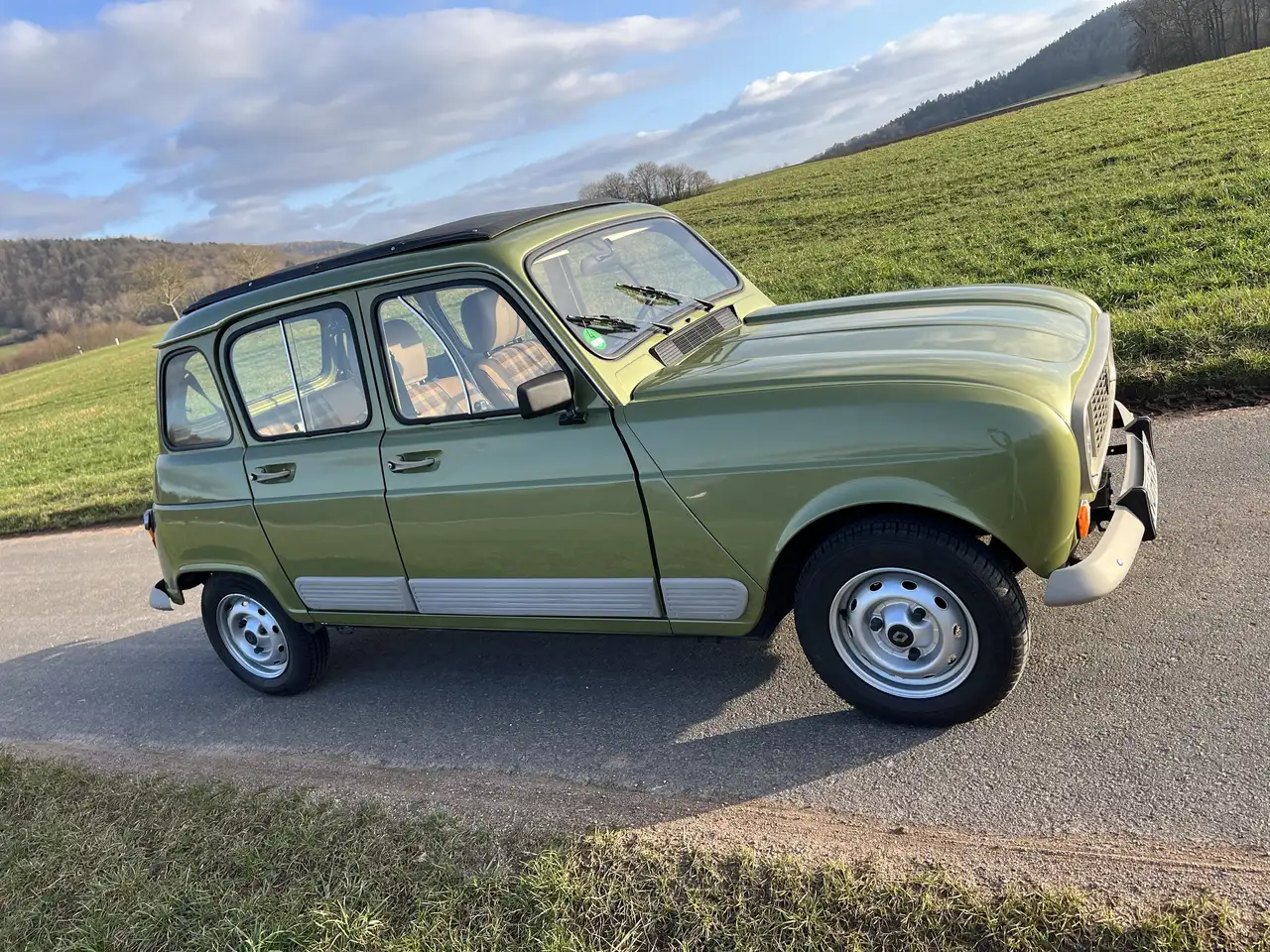 Renault R 4 GTL ( orig. Faltdach / Découvrable ), foto 2