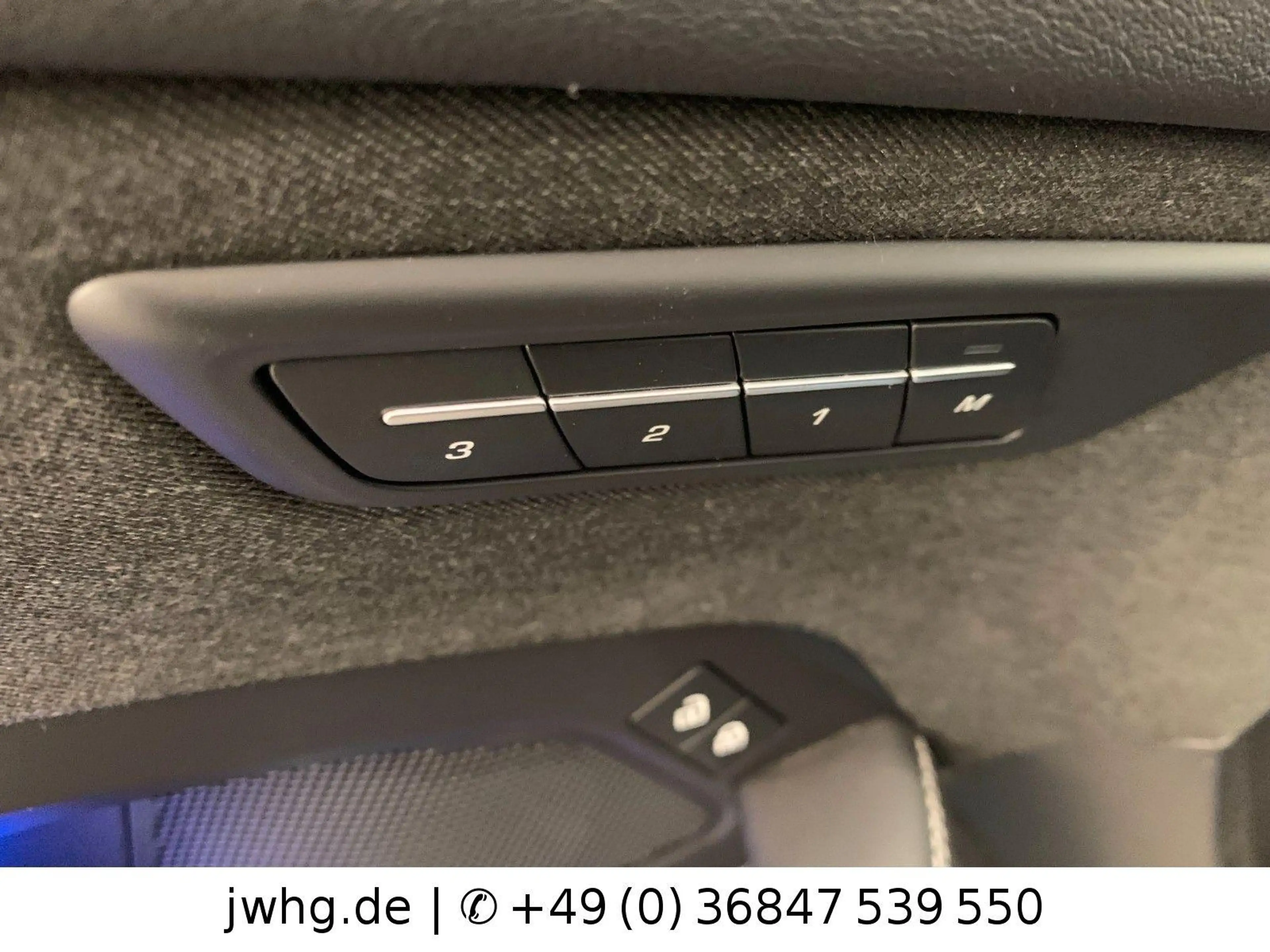 Jaguar E-Pace P300e R-Dyn. SE AWD|ACC|HUD|Pano|360°|20" — photo 14
