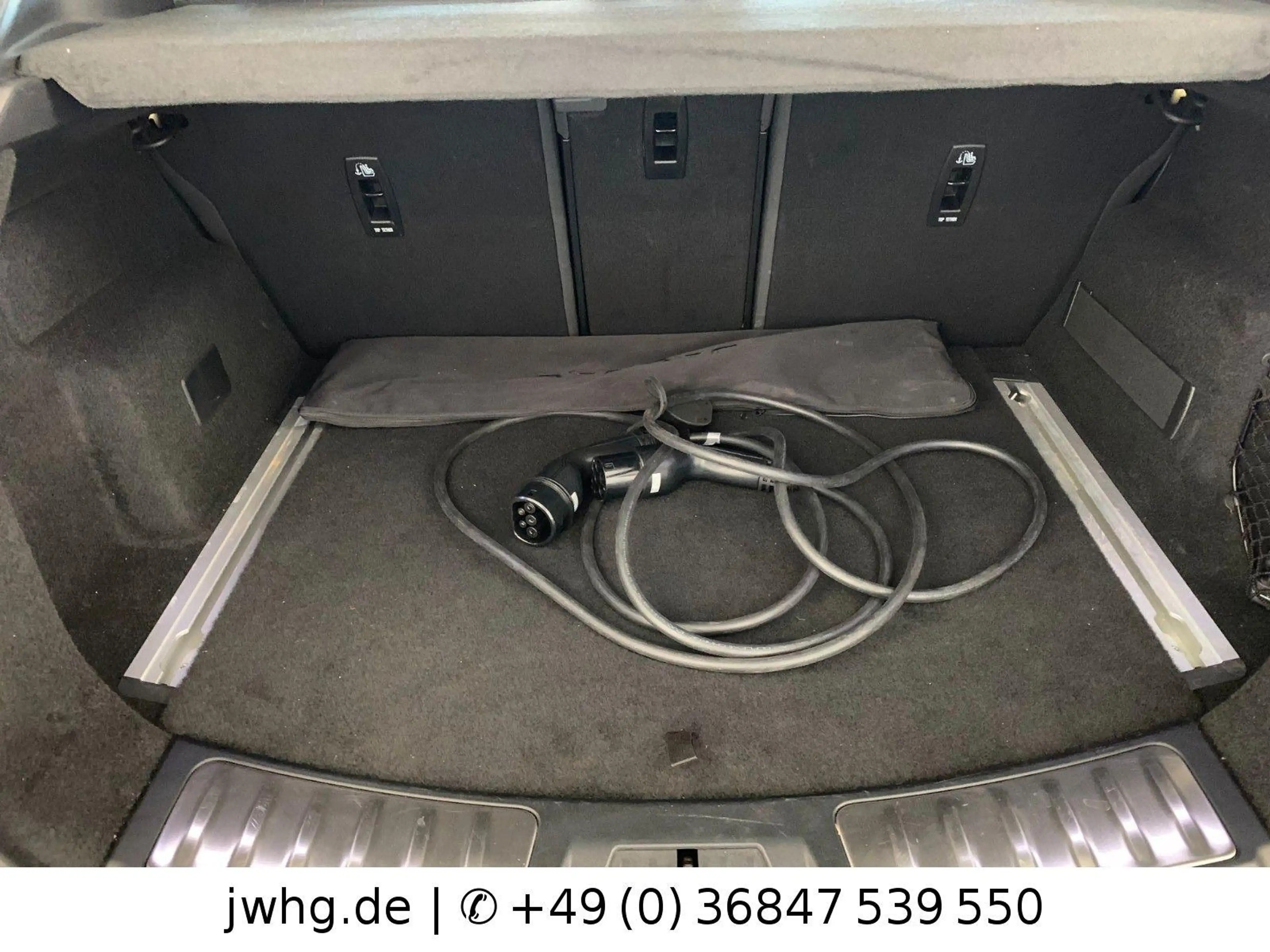 Jaguar E-Pace P300e R-Dyn. SE AWD|ACC|HUD|Pano|360°|20" — photo 7