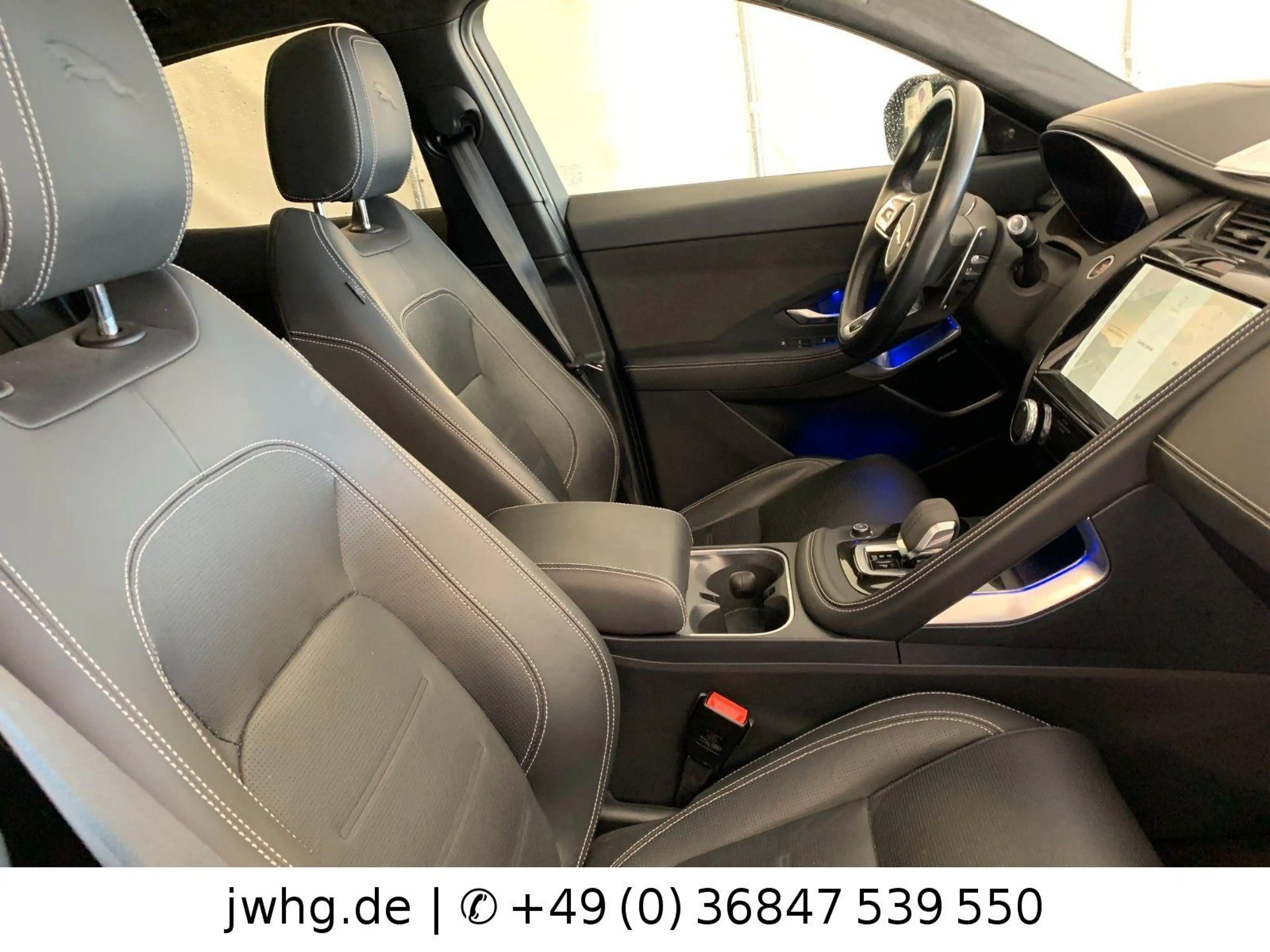 Jaguar E-Pace P300e R-Dyn. SE AWD|ACC|HUD|Pano|360°|20" — photo 4