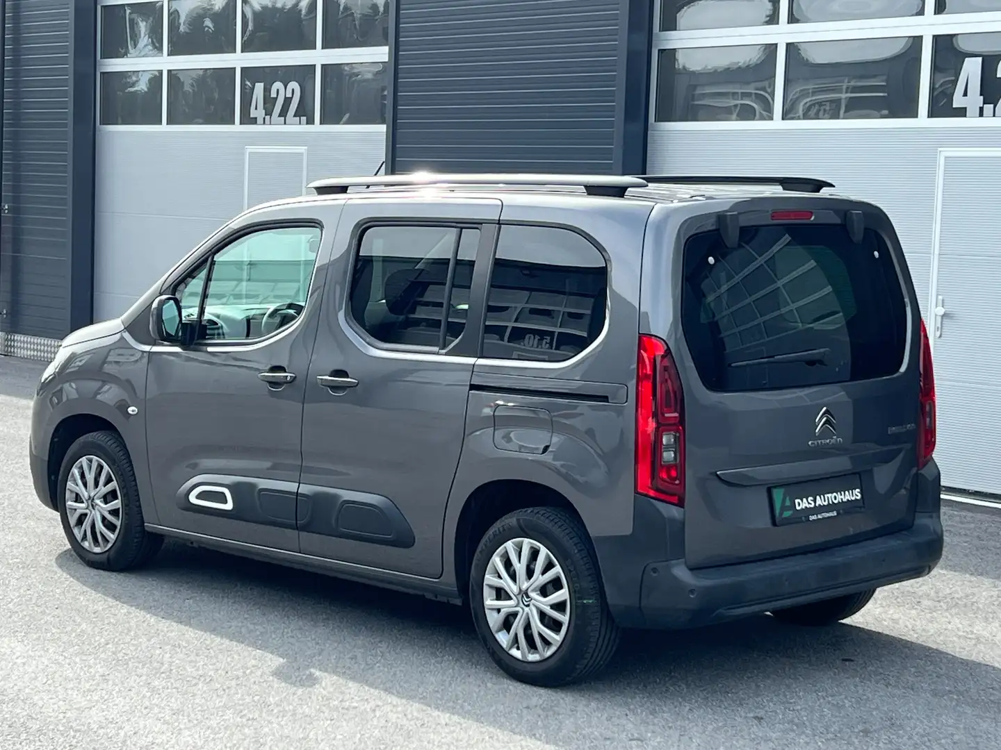 Citroen Berlingo Berlingo BlueHDI 130 S&S Feel Grau - 2