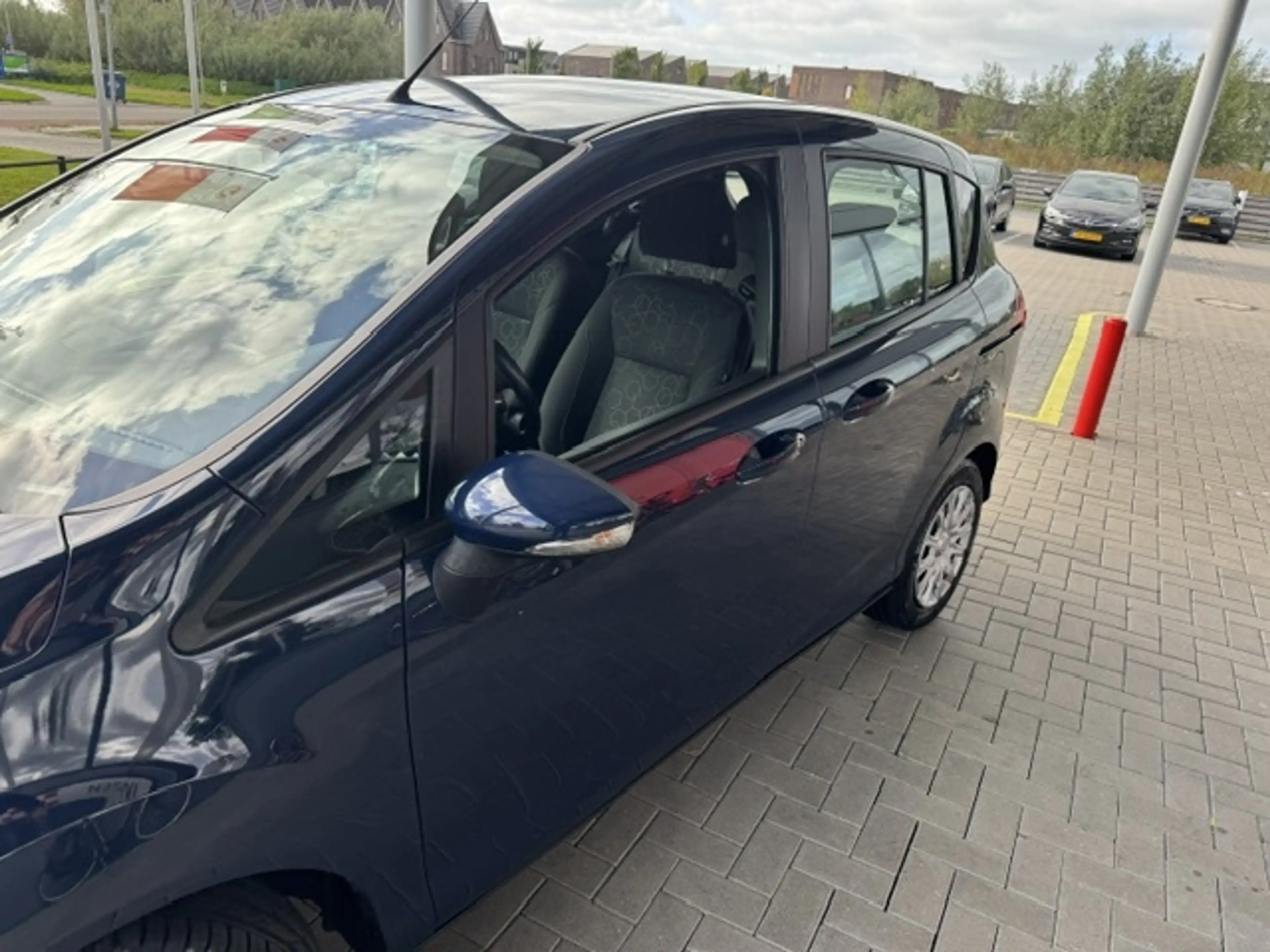Ford B-Max 1.0 ECOBOOST STYLE + AIRCO/NAVI — photo 25