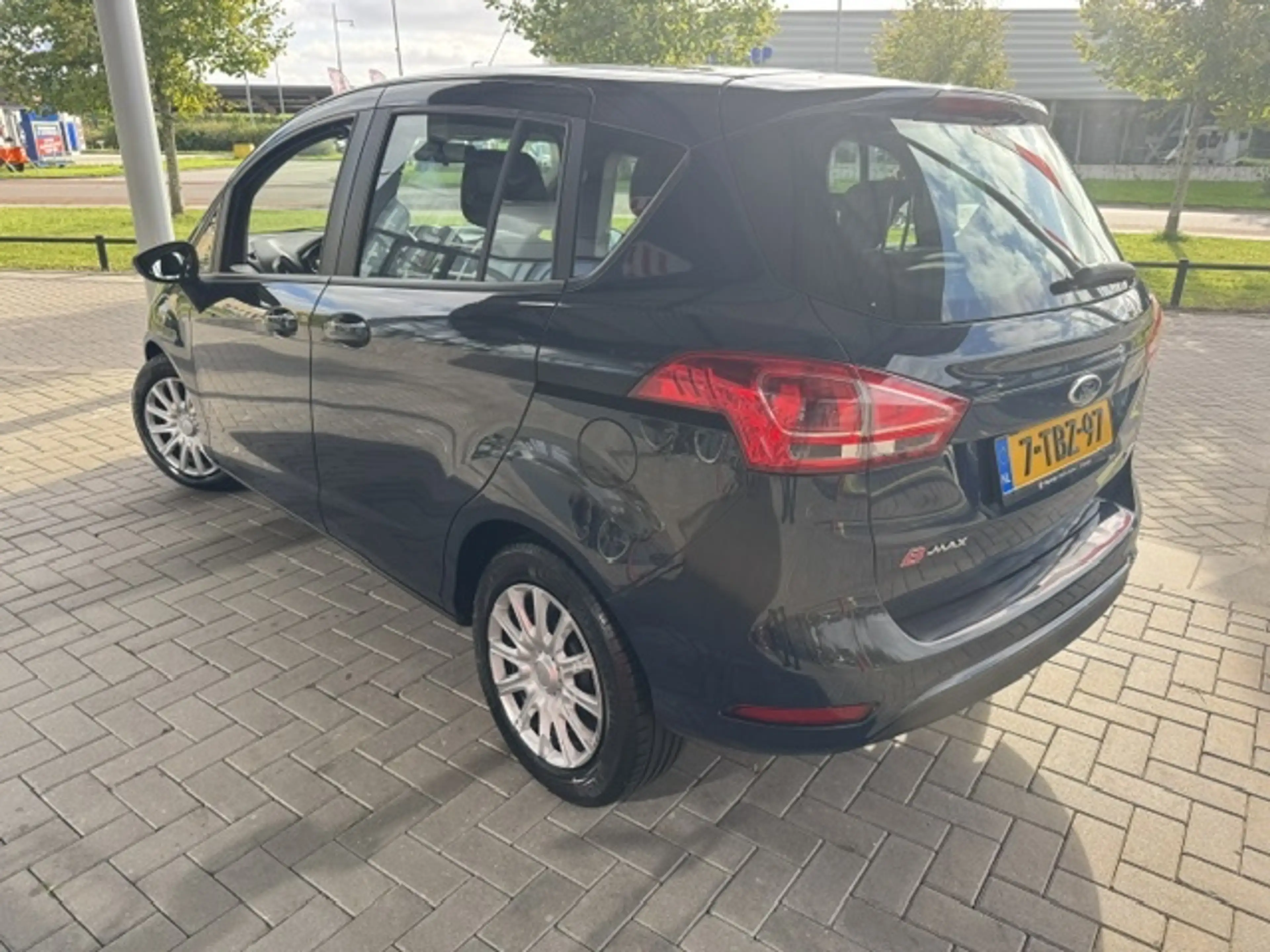 Ford B-Max 1.0 ECOBOOST STYLE + AIRCO/NAVI — photo 2