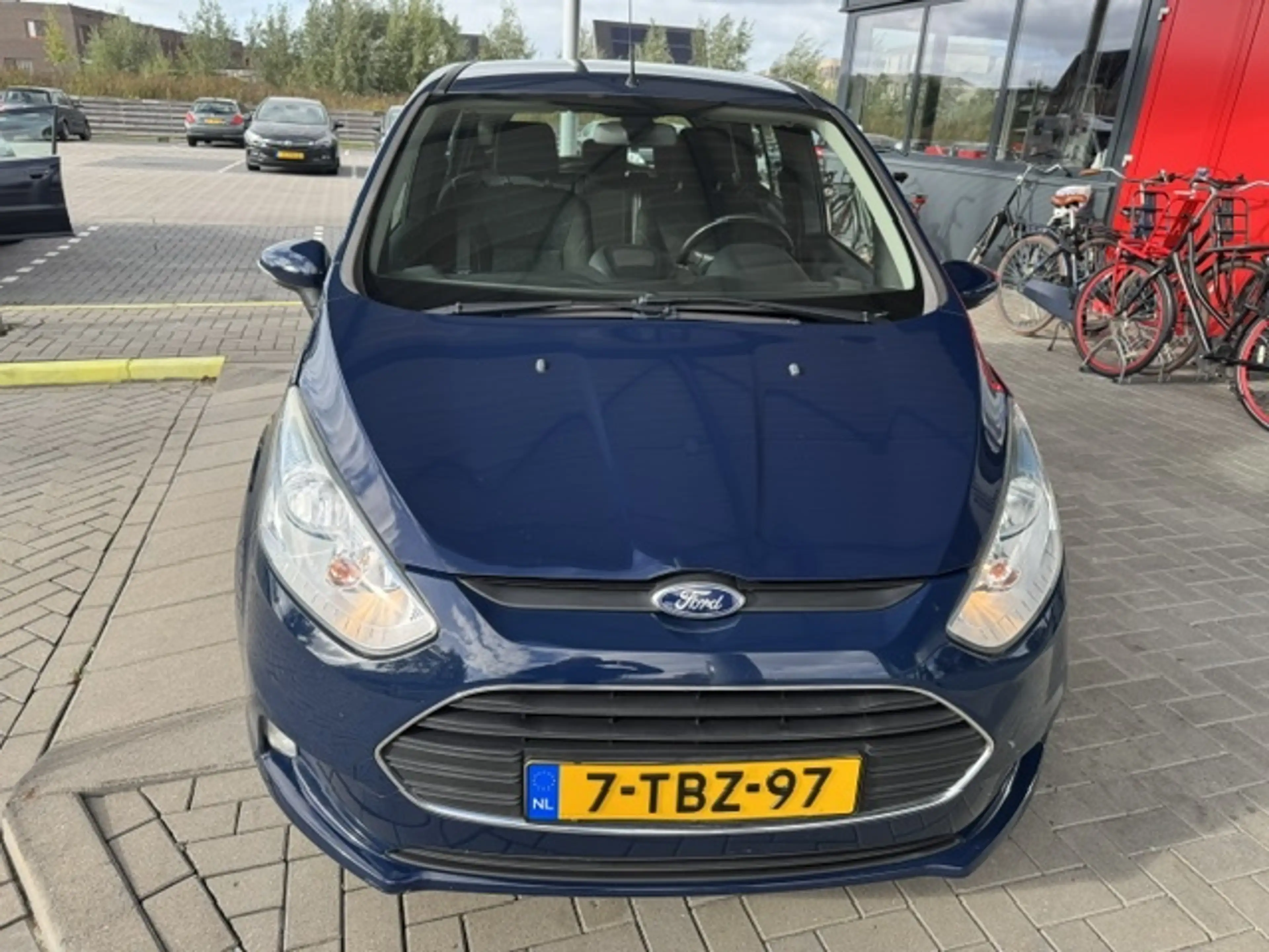 Ford B-Max 1.0 ECOBOOST STYLE + AIRCO/NAVI — photo 4