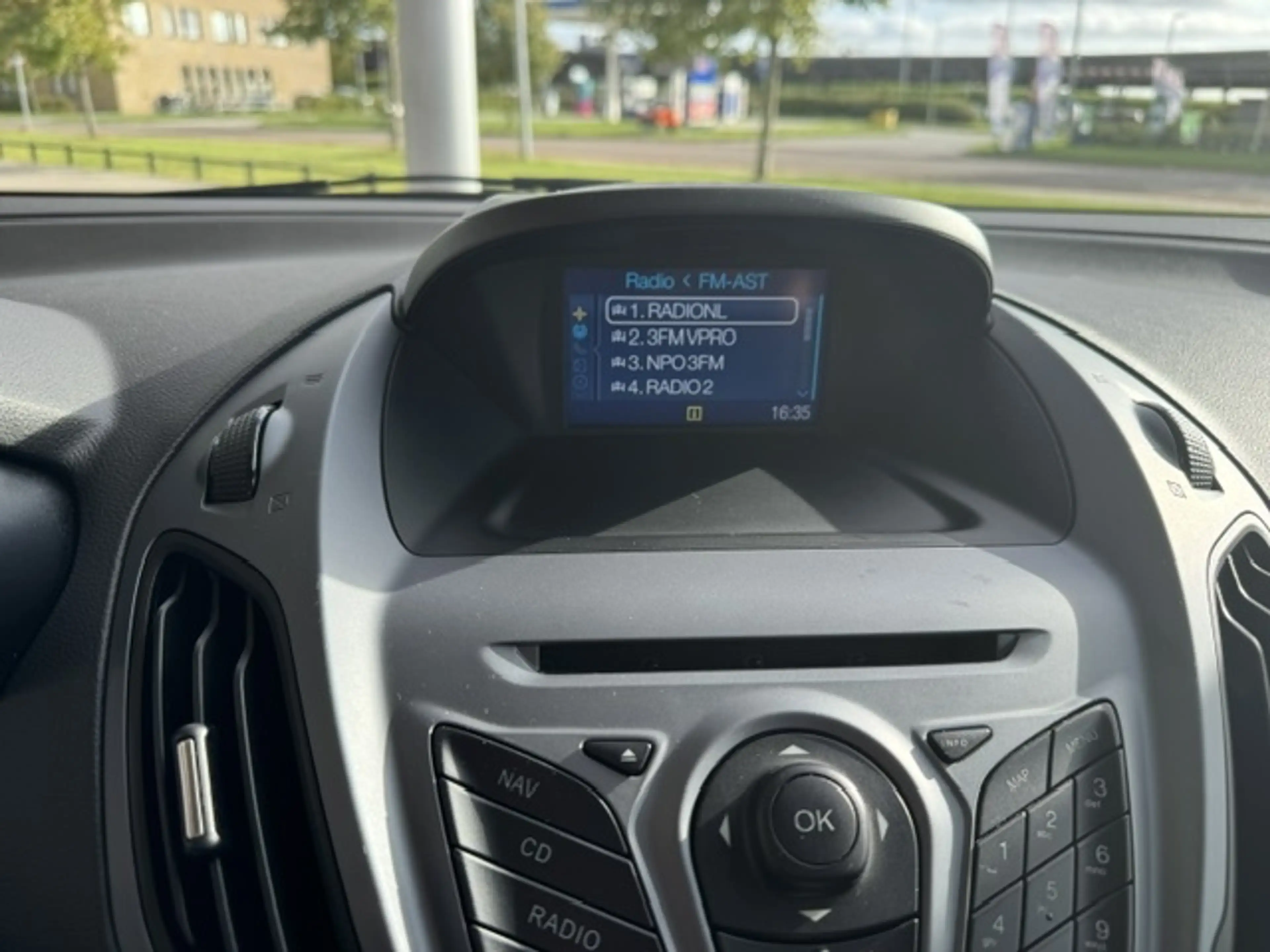 Ford B-Max 1.0 ECOBOOST STYLE + AIRCO/NAVI — photo 16