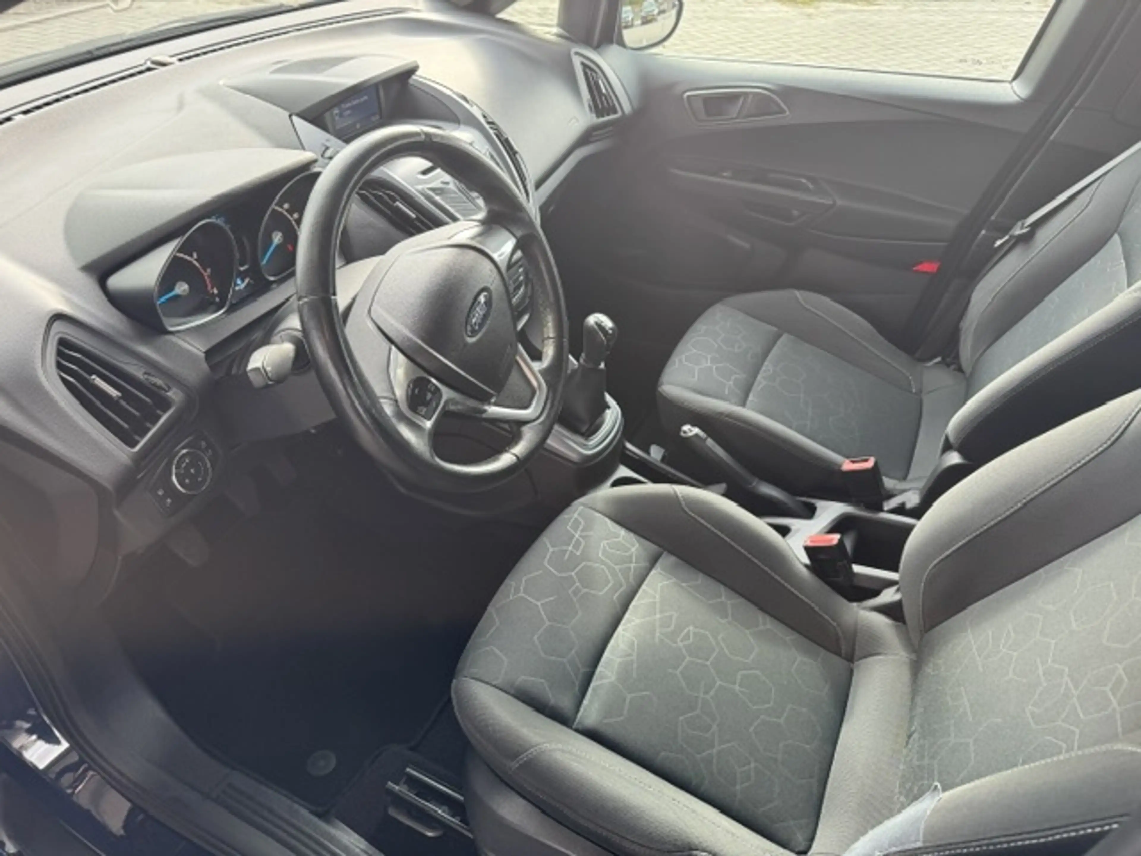 Ford B-Max 1.0 ECOBOOST STYLE + AIRCO/NAVI — photo 6