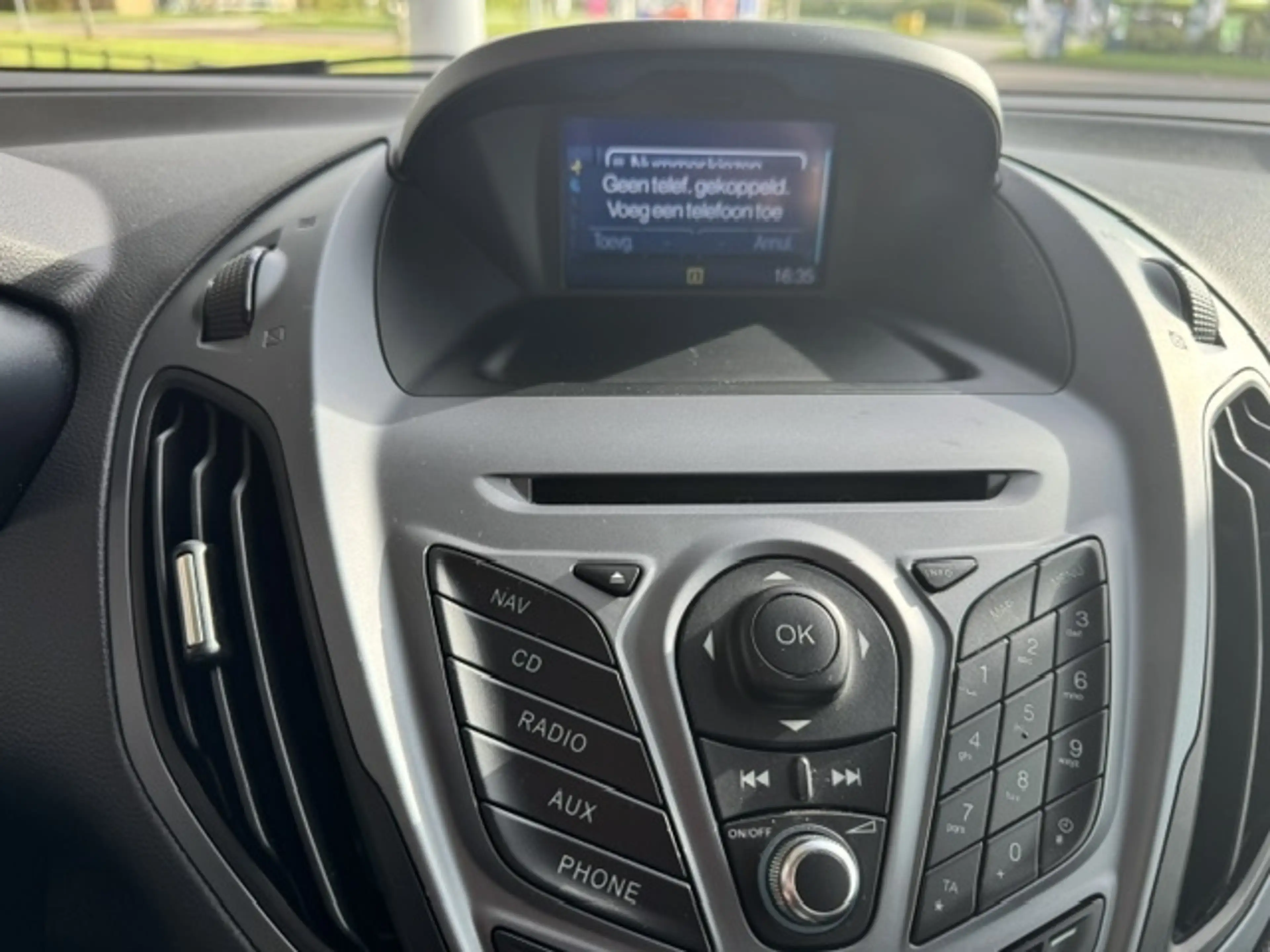 Ford B-Max 1.0 ECOBOOST STYLE + AIRCO/NAVI — photo 17