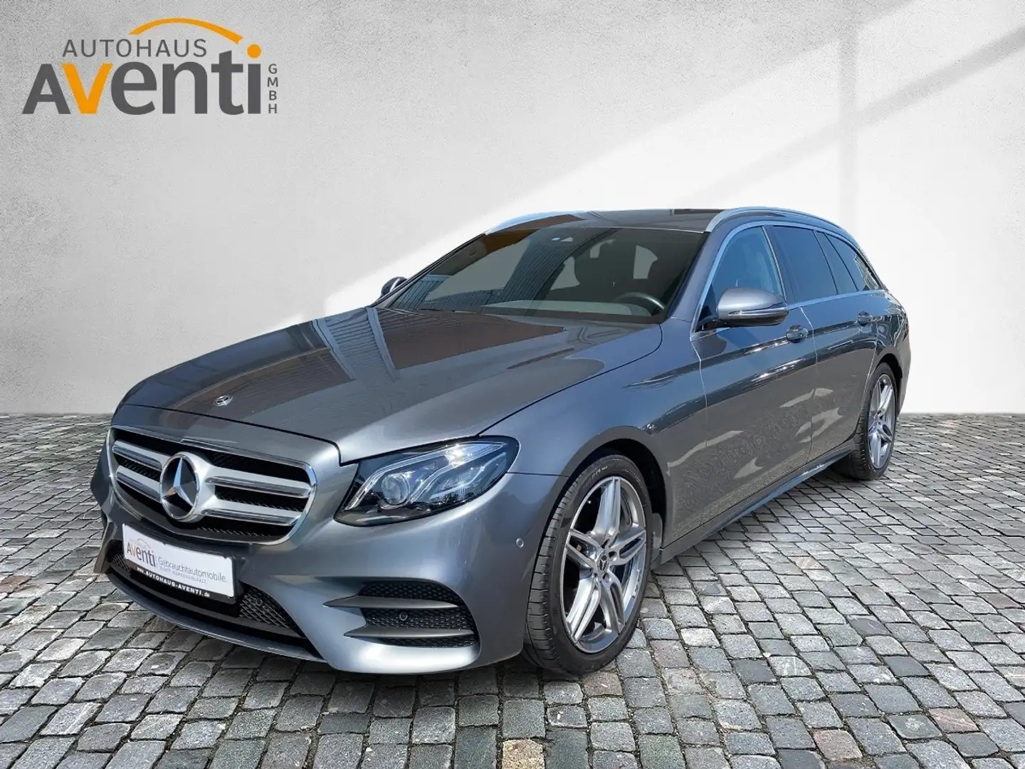 Mercedes-Benz E 220 d  AMG Line *ACC*AHK*Navi*LED*SpurW*Kamera Серый - 2