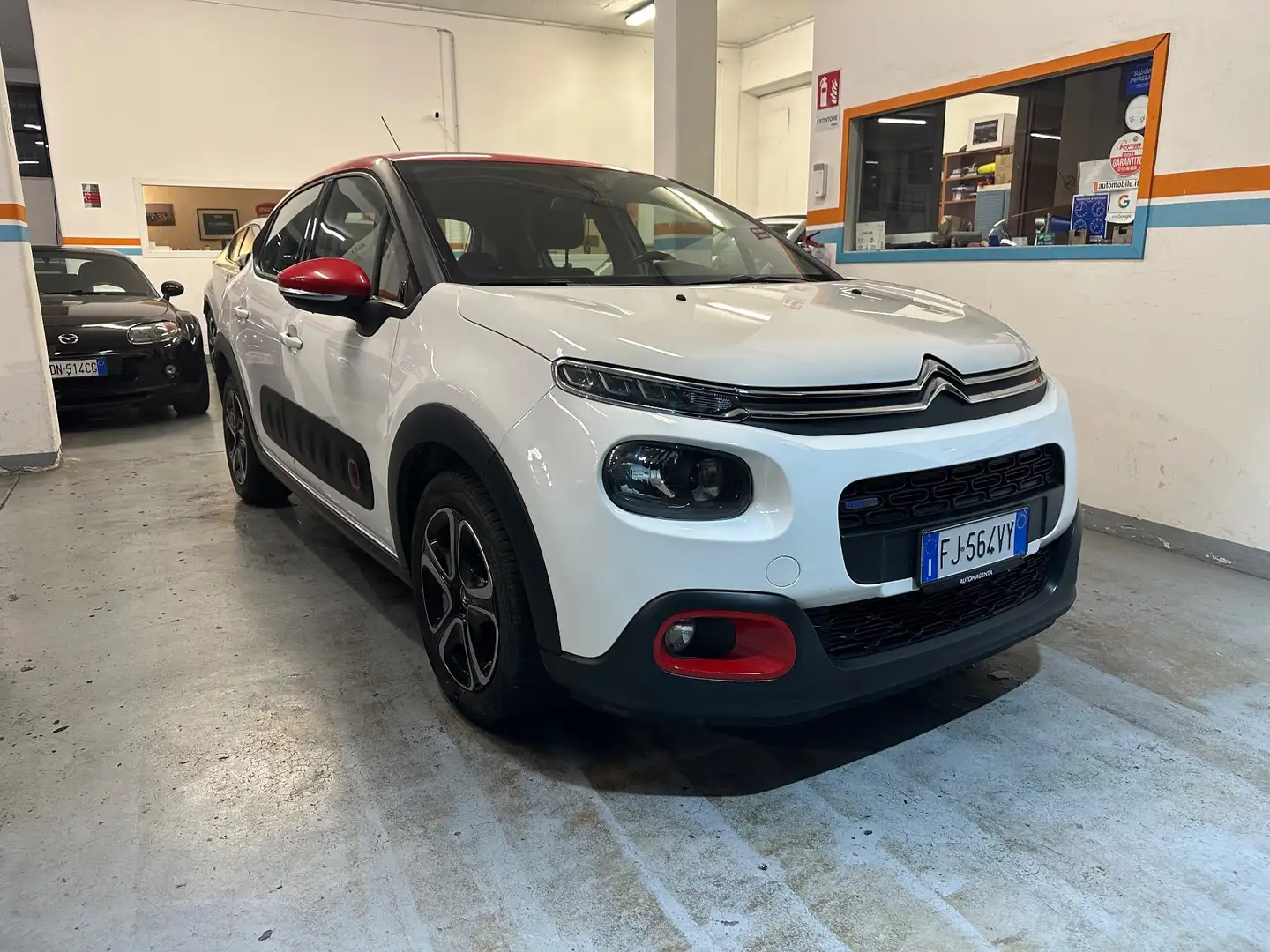 Citroen C3 C3 PureTech 82 Shine - Autonavigli Weiß - 2