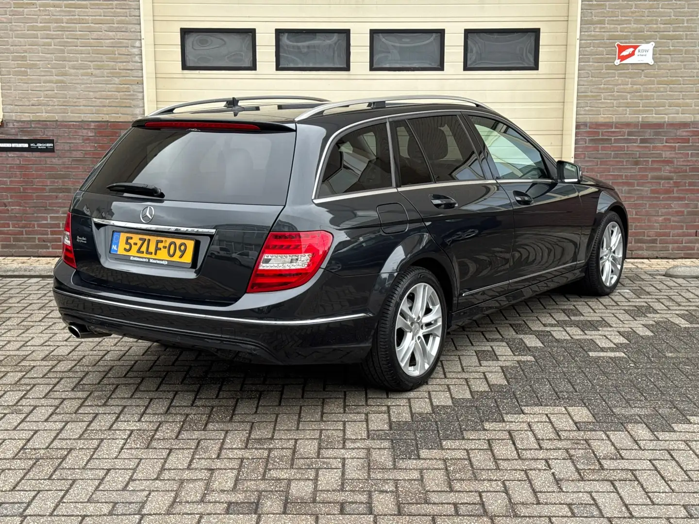 Mercedes-Benz C 250 Estate CDI Avantgarde Airco | Clima | Cruise | Xen Zwart - 2