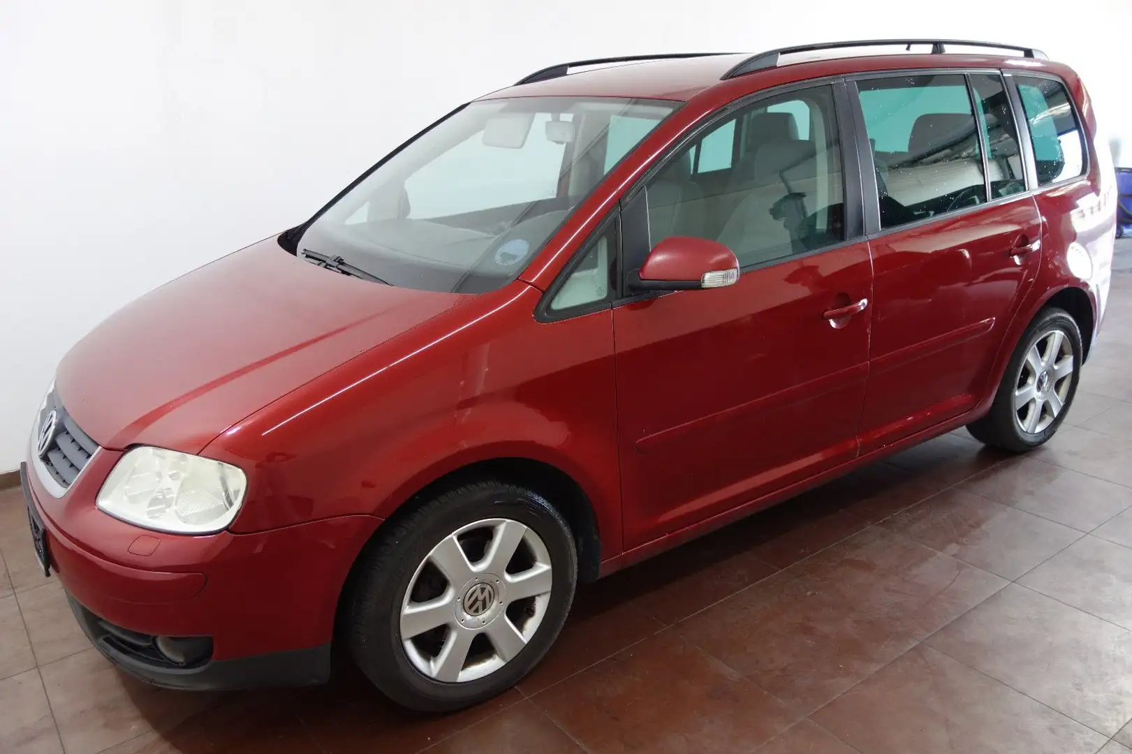 Volkswagen Touran 2.0 TDI DSG/Navi/Stdhzng/Klimaautomatik Rot - 2