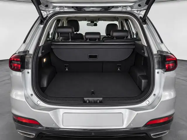 DR Automobiles DR6 view 5