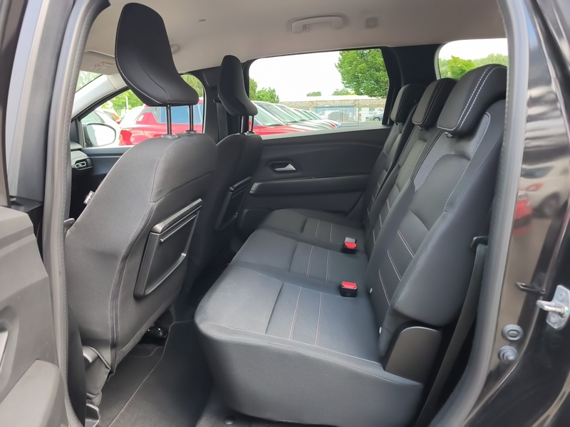 Dacia Jogger EXTREME TCe 100 ECO-G 7-SITZER KLIMA*ALLW — photo 8