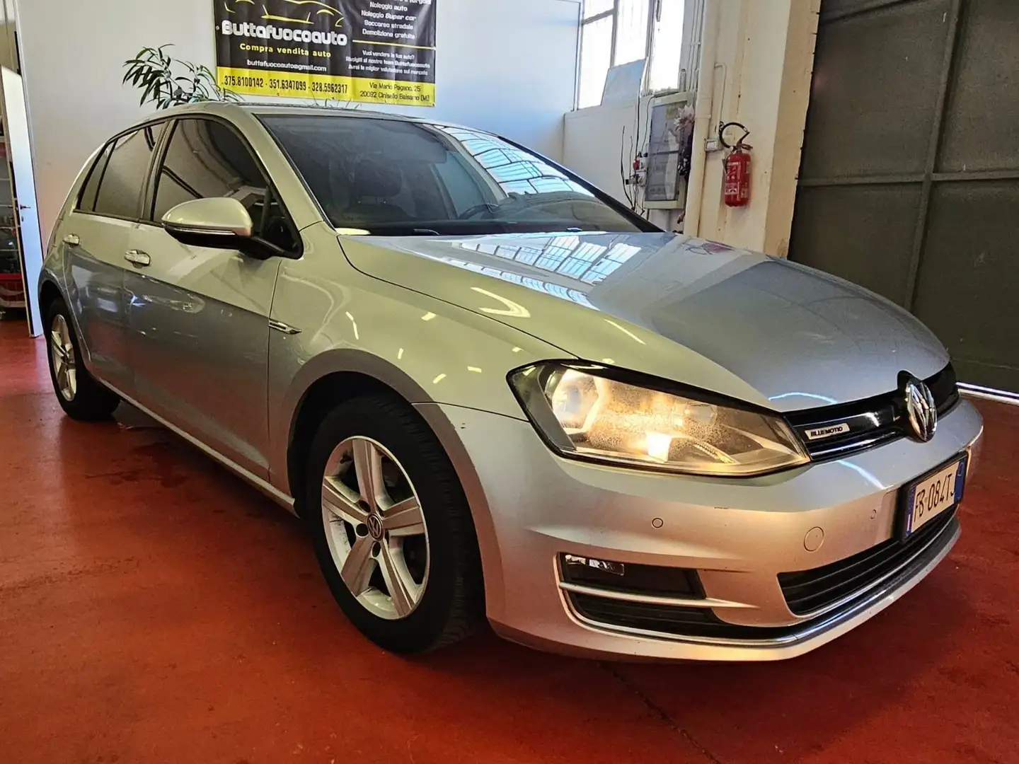 Volkswagen Golf Golf VII 2013 5p 1.4 tgi Highline Executive  dsg Plateado - 1
