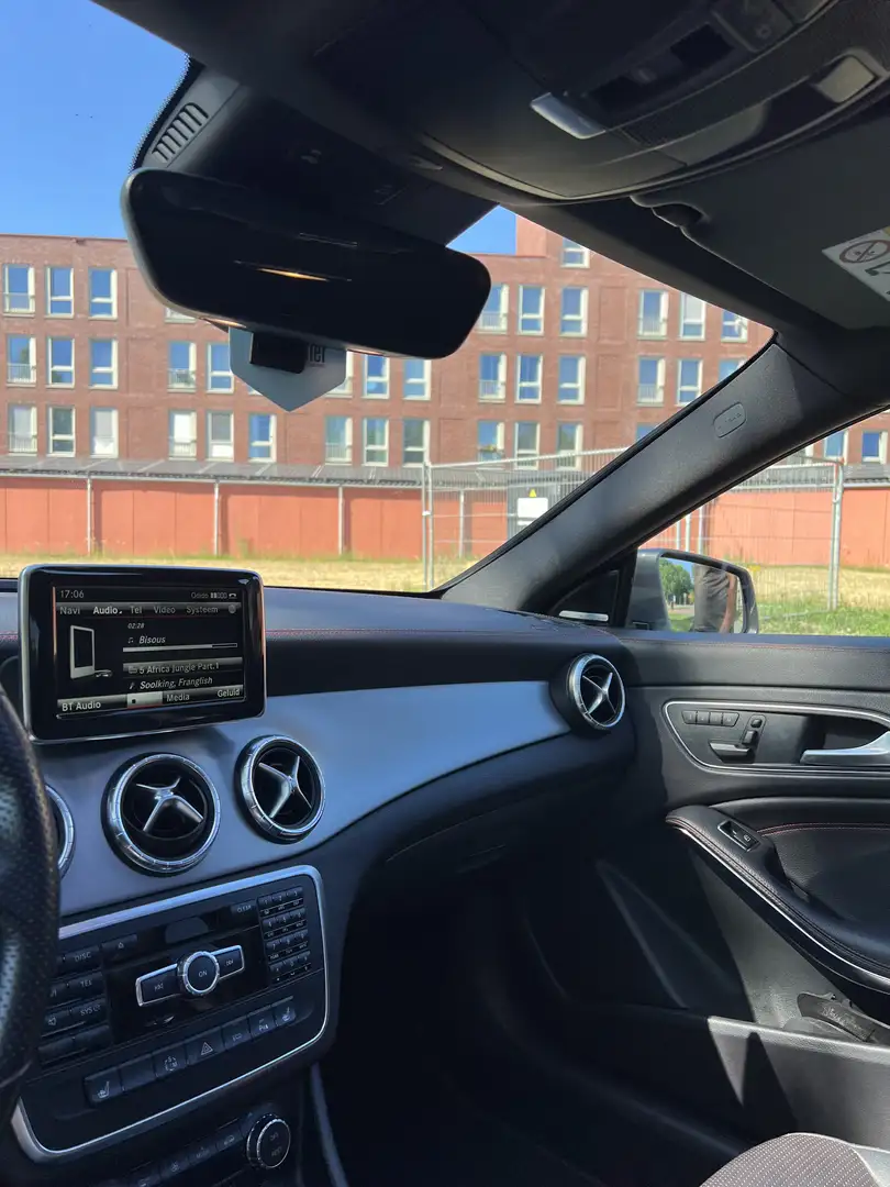 Mercedes-Benz CLA 220 Ambition Grijs - 1