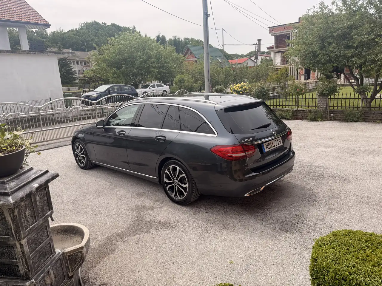 Mercedes-Benz C 220