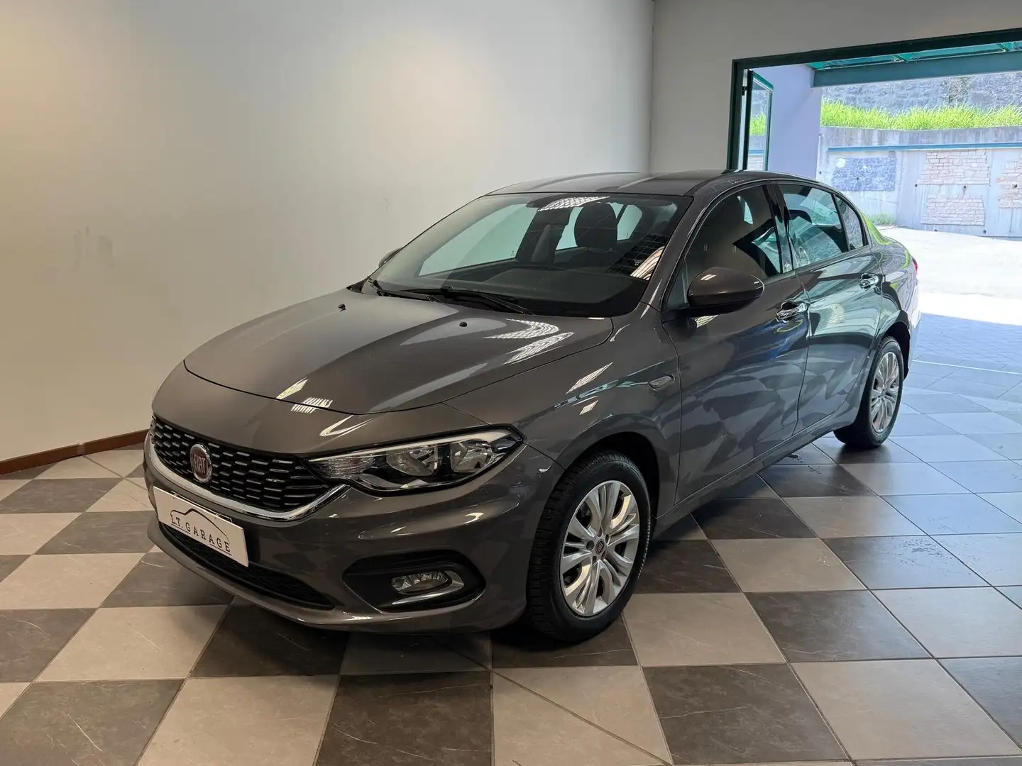 Fiat Tipo Tipo 4p 1.4 Easy 95cv Beige - 1