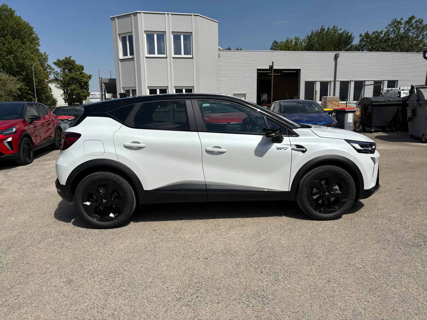 Mitsubishi ASX 1,8 HEV BlackEdition Aut./incl. Winterräder Weiß - 2