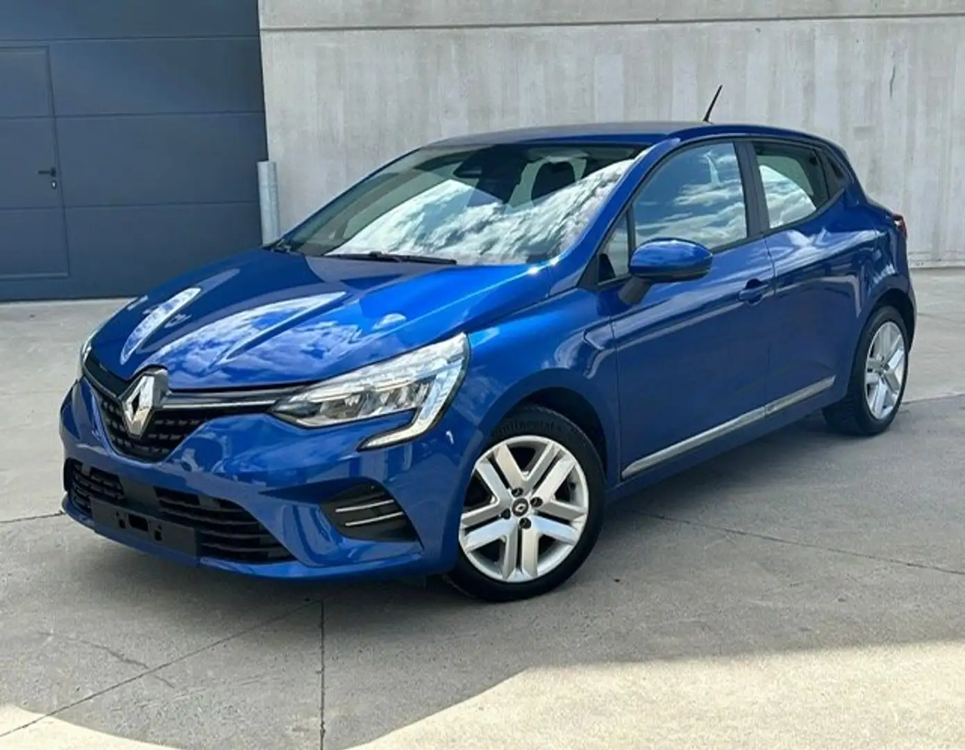 Renault Clio 1.0 TCe Zen 100cv Bleu Alpine Modèle 2020 Bleu - 1