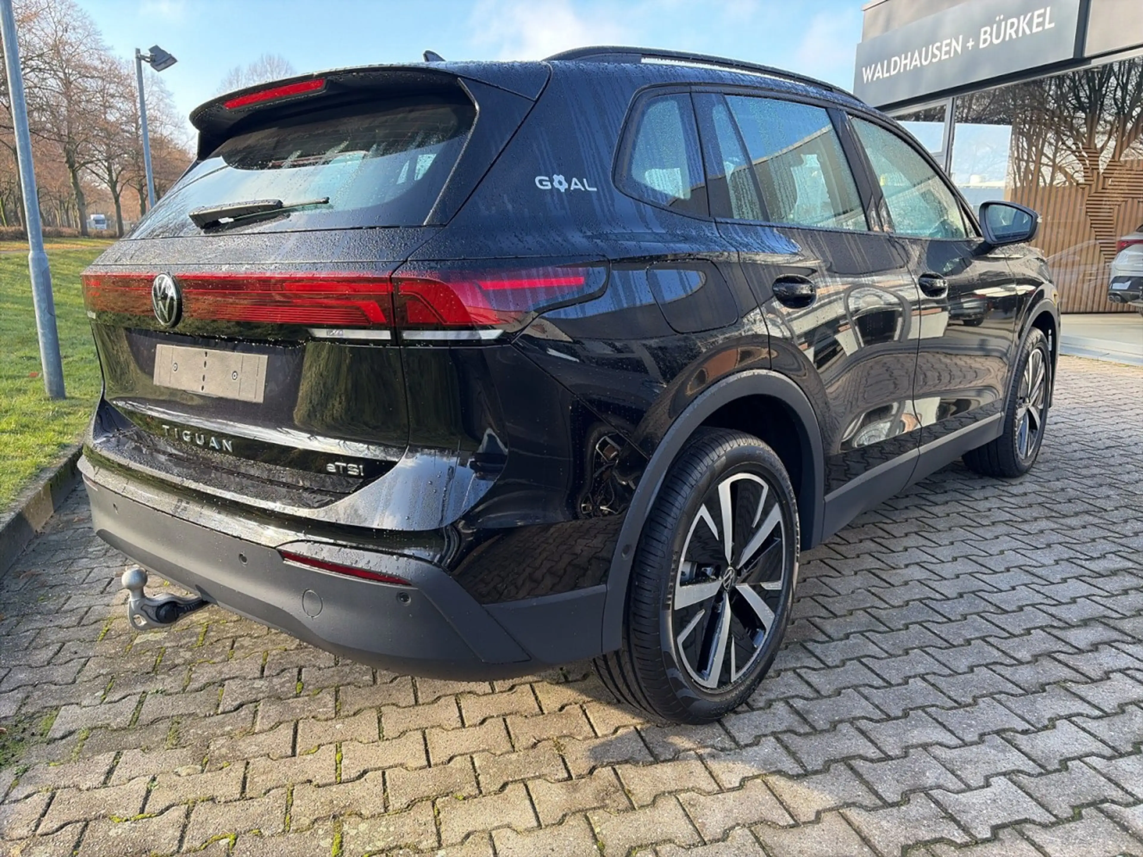 Volkswagen Tiguan 1.5 eTSI DSG GOAL Klima Navi Rückfahrkamera — photo 3