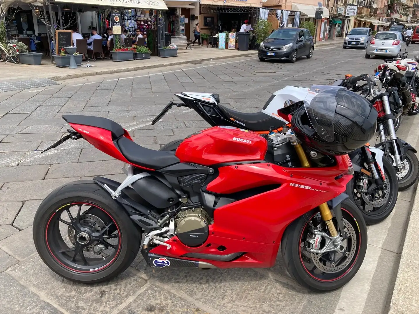 Ducati 1299 Panigale modello S - 2