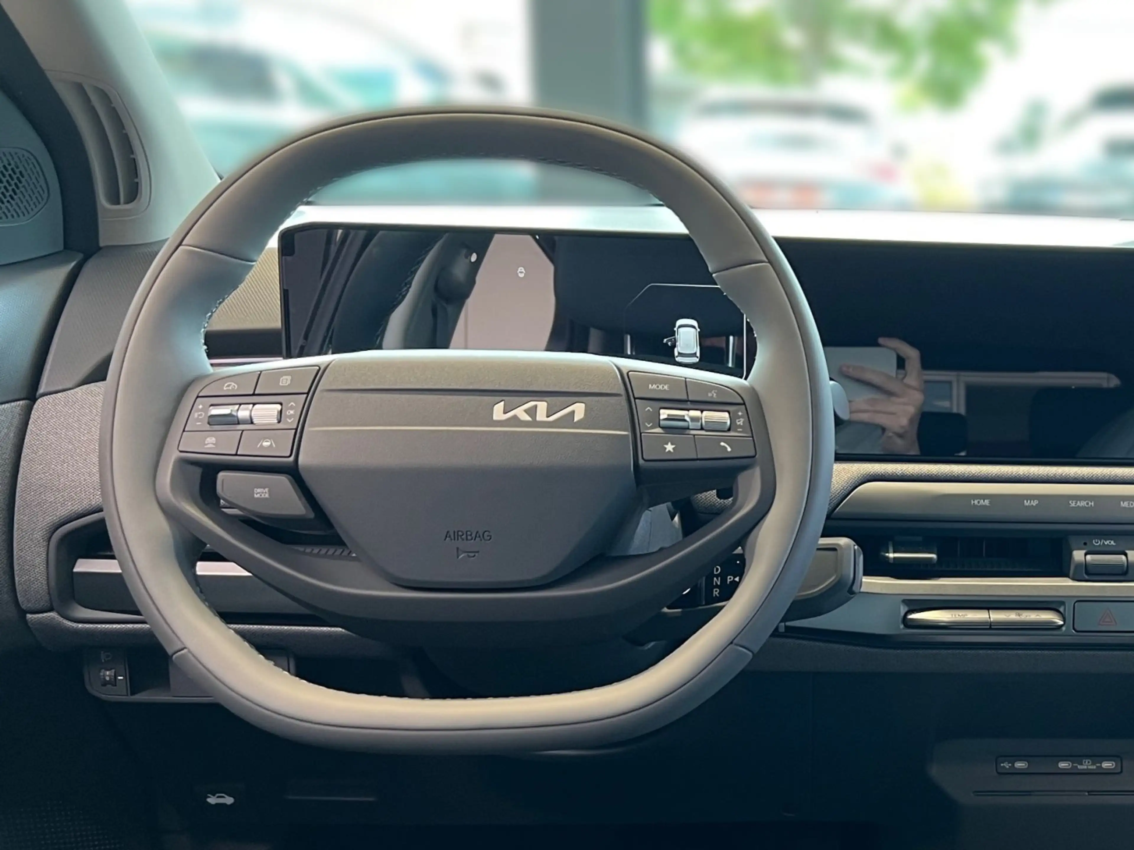 Kia EV3 | Earth | 58,3kWh | Winter | DWP | Bus | Upg — photo 12