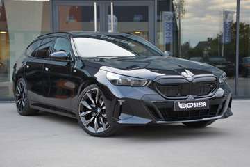 i Touring M-Sport/Pano/Trekhaak/Seatventilatie/H&K