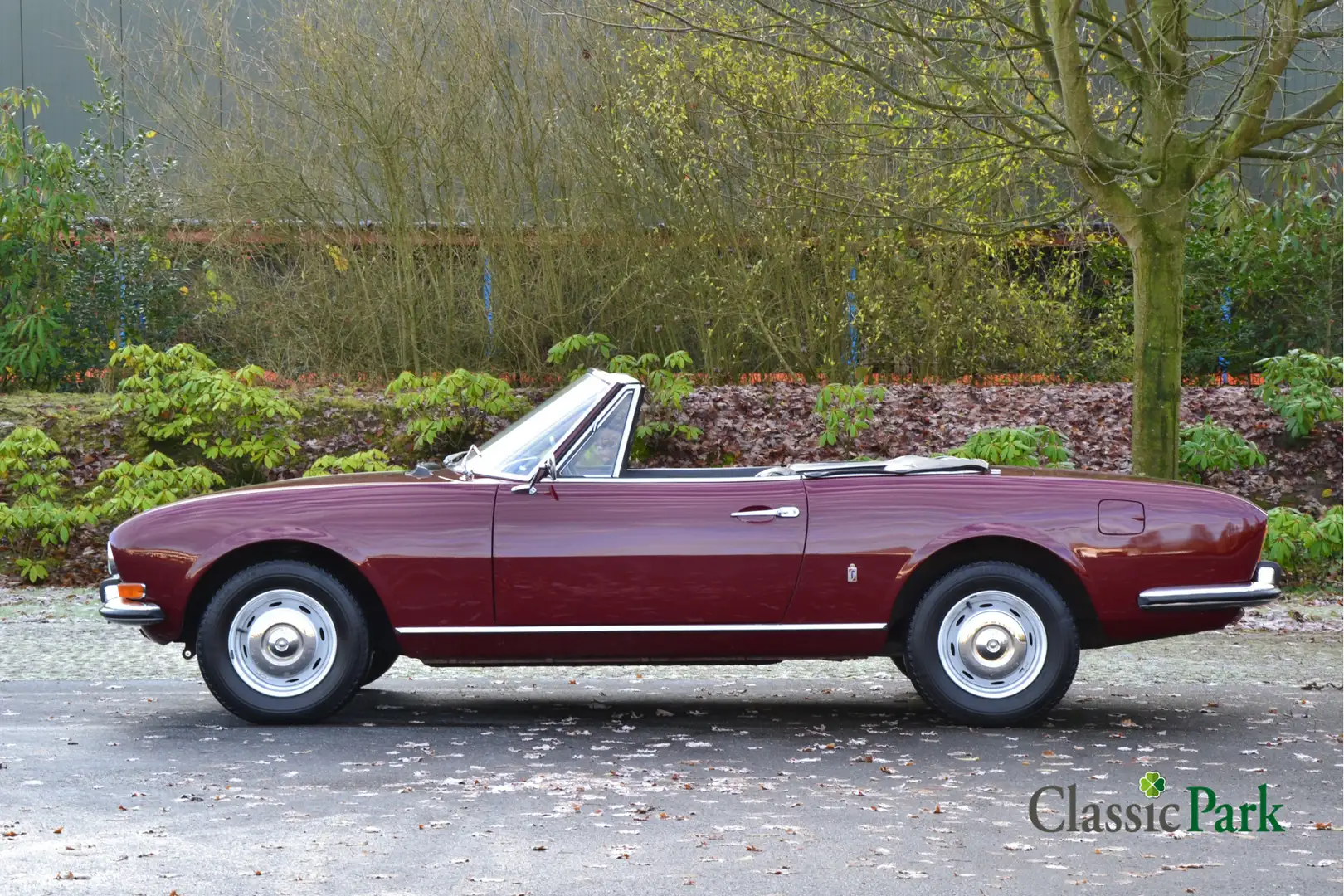 Peugeot 504 cabriolet Rot - 2