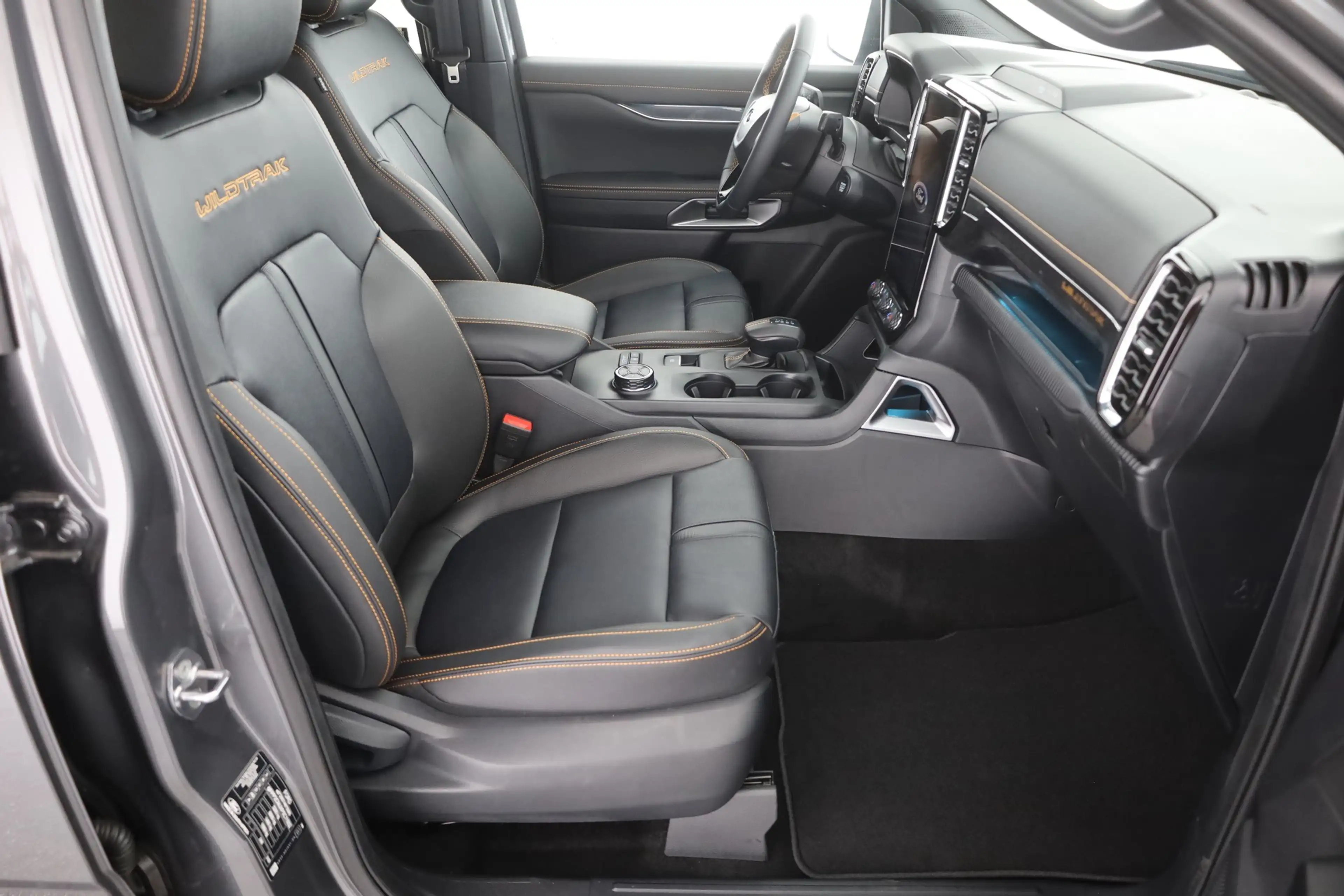 Ford Ranger Wildtrak DoKa 2.0 EcoBlue 4AWD Aut. AHK — photo 23