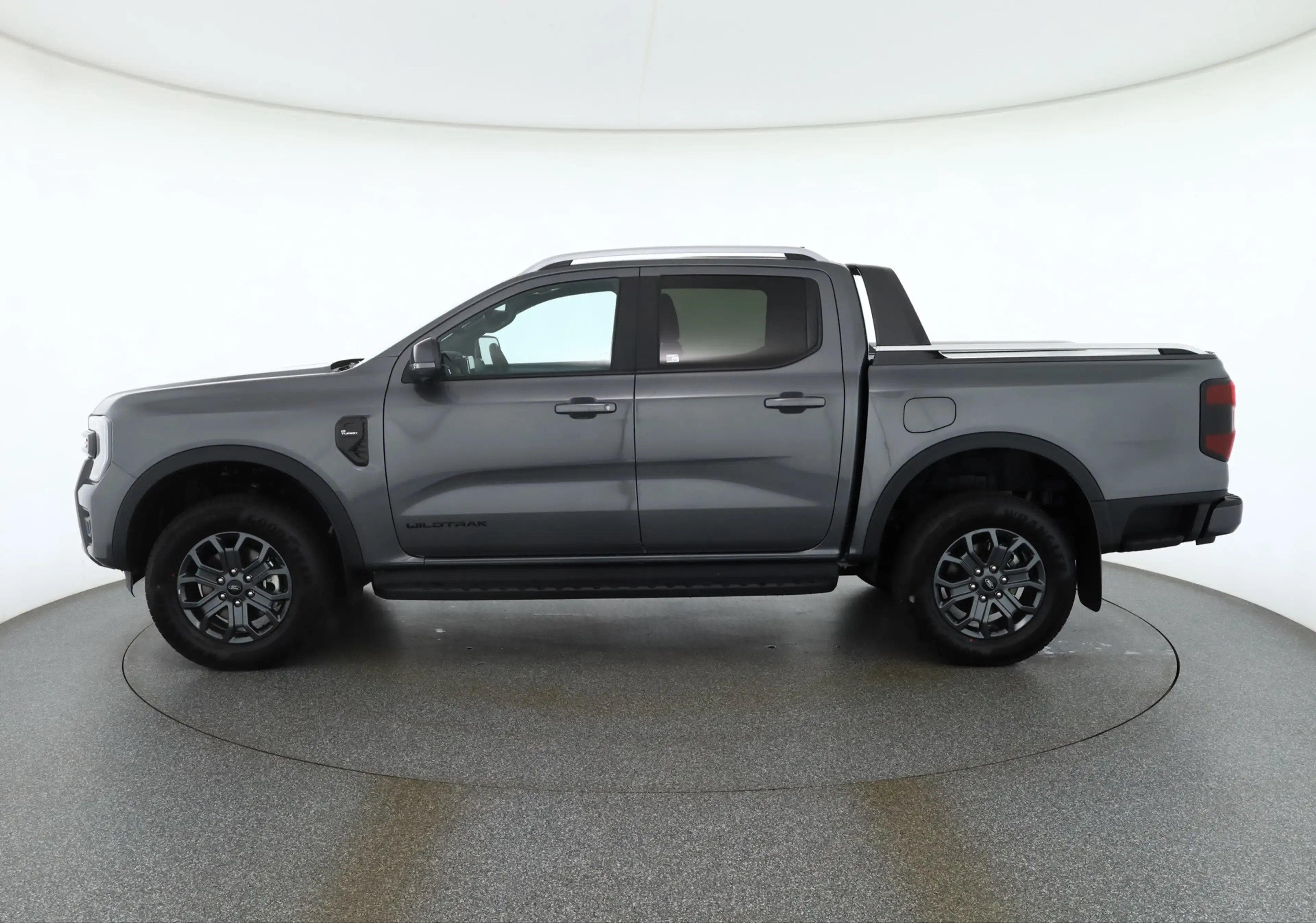 Ford Ranger Wildtrak DoKa 2.0 EcoBlue 4AWD Aut. AHK — photo 2