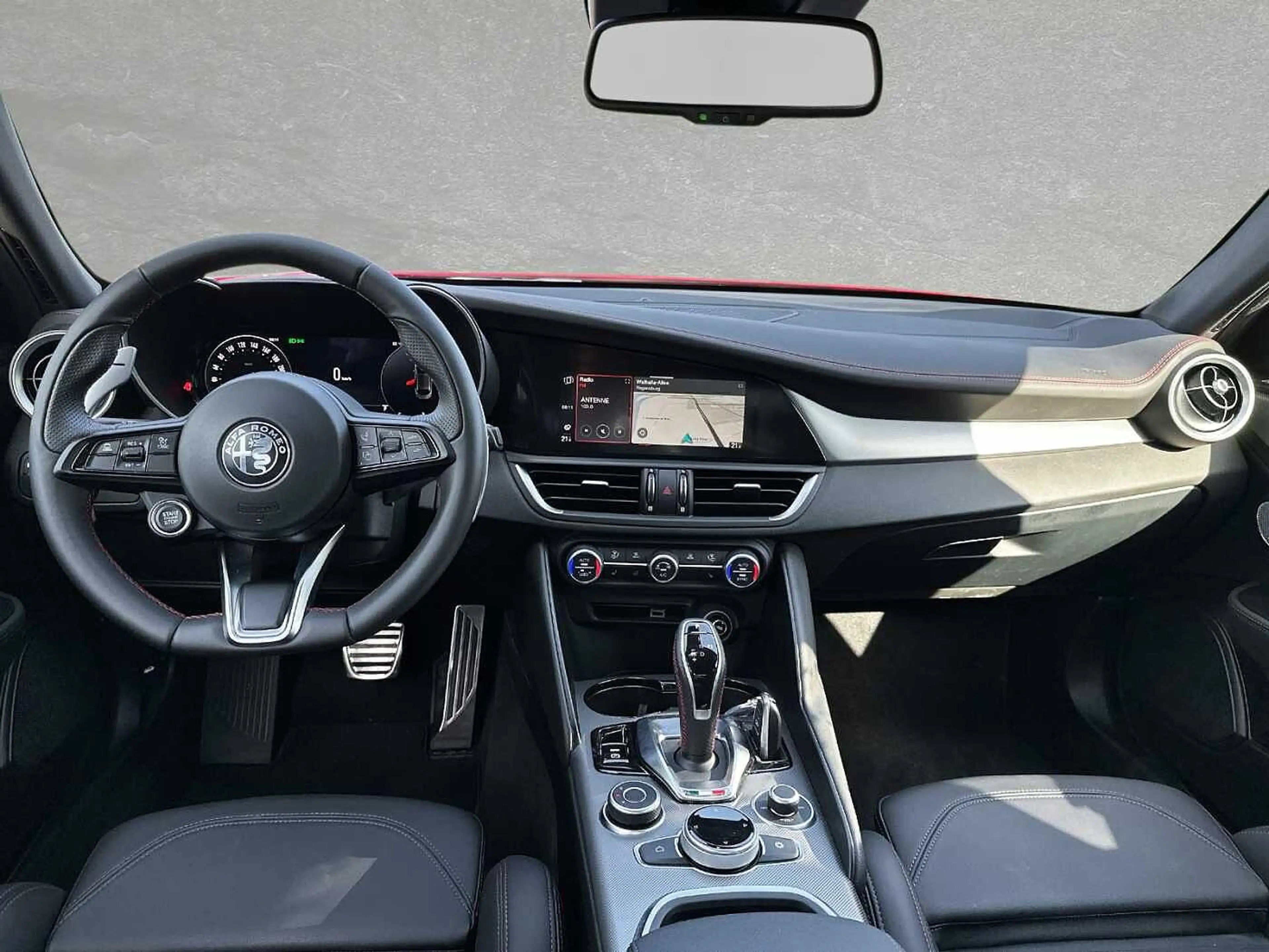 Alfa Romeo Giulia Competizione 2.0 Turbo 16V AT8-Q4 — photo 7