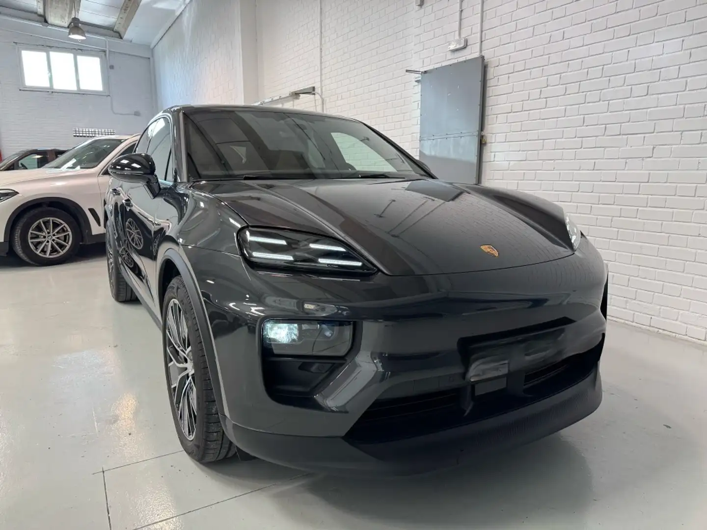Porsche Macan 4 Gris - 2